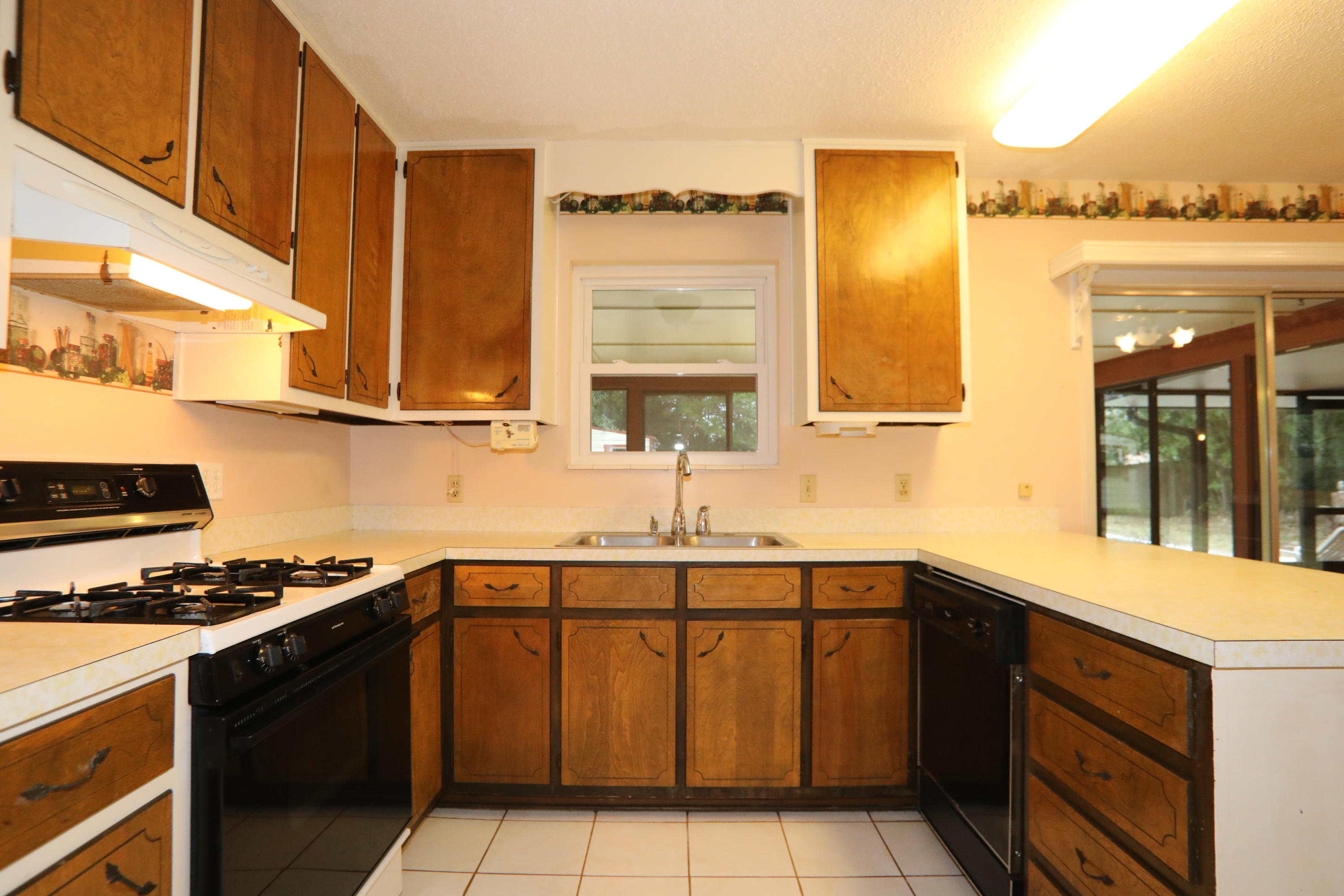 MIRAMAR ESTATES 1ST ADDN - Residential