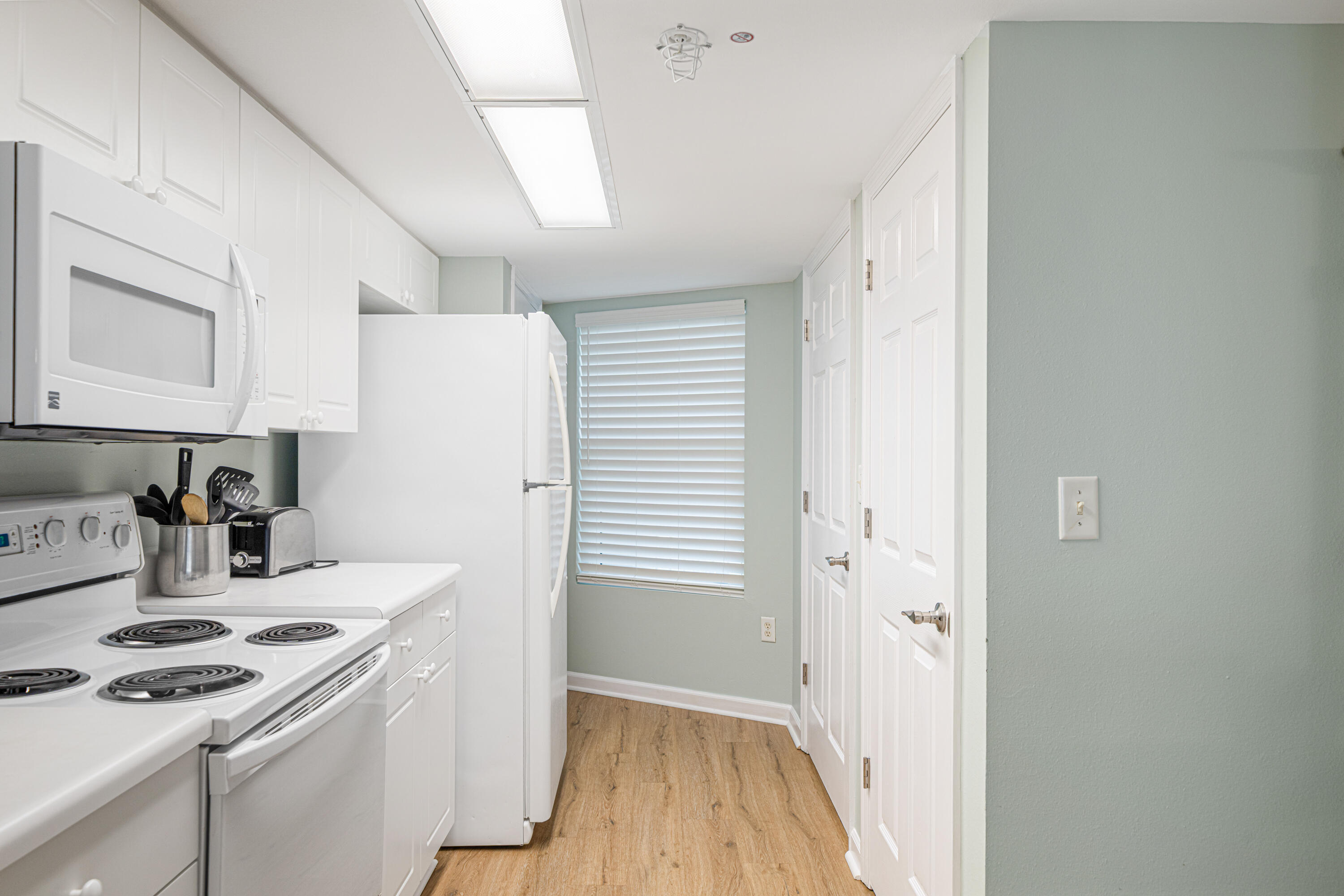 SEACREST CONDOMINIUMS - Residential