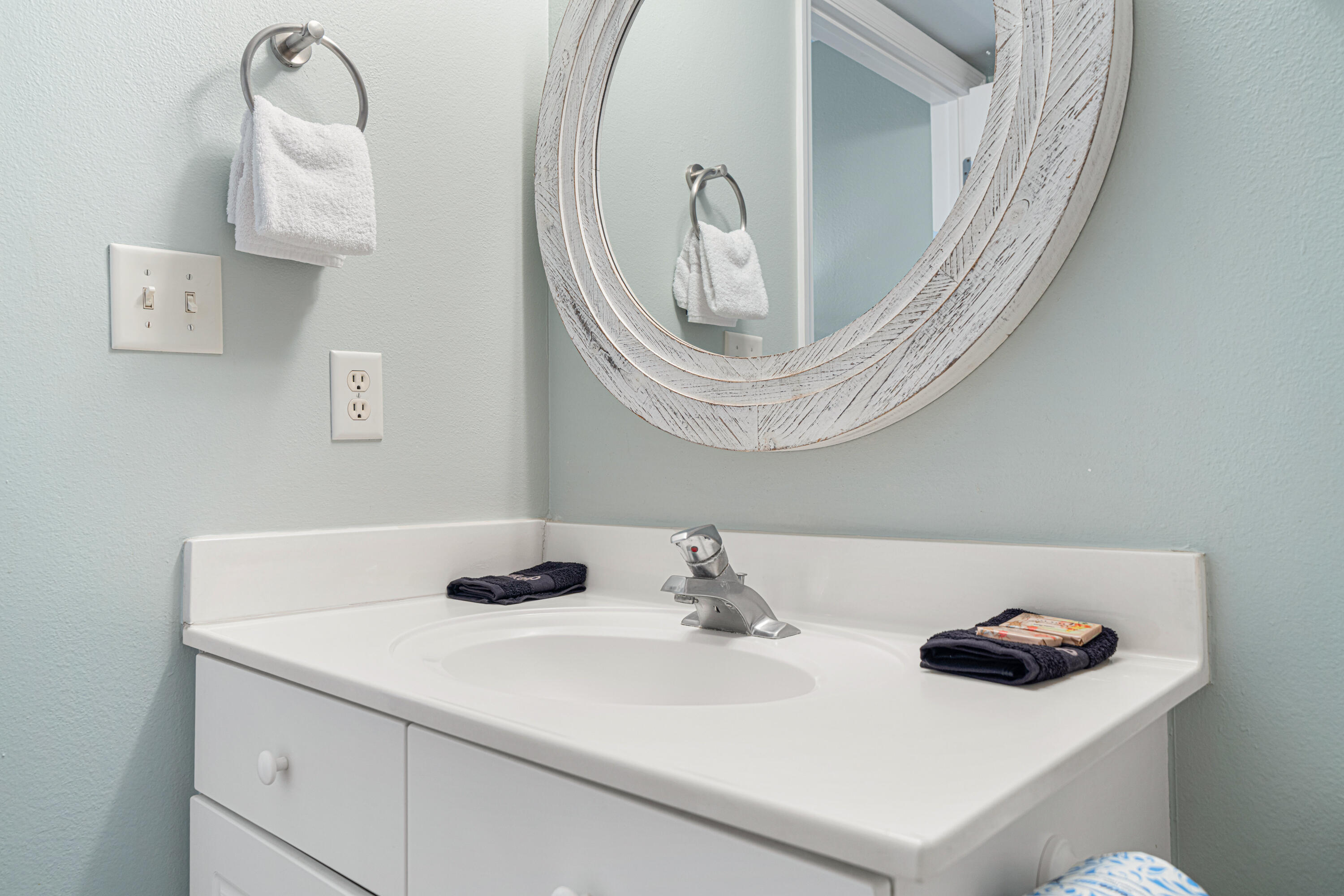 SEACREST CONDOMINIUMS - Residential