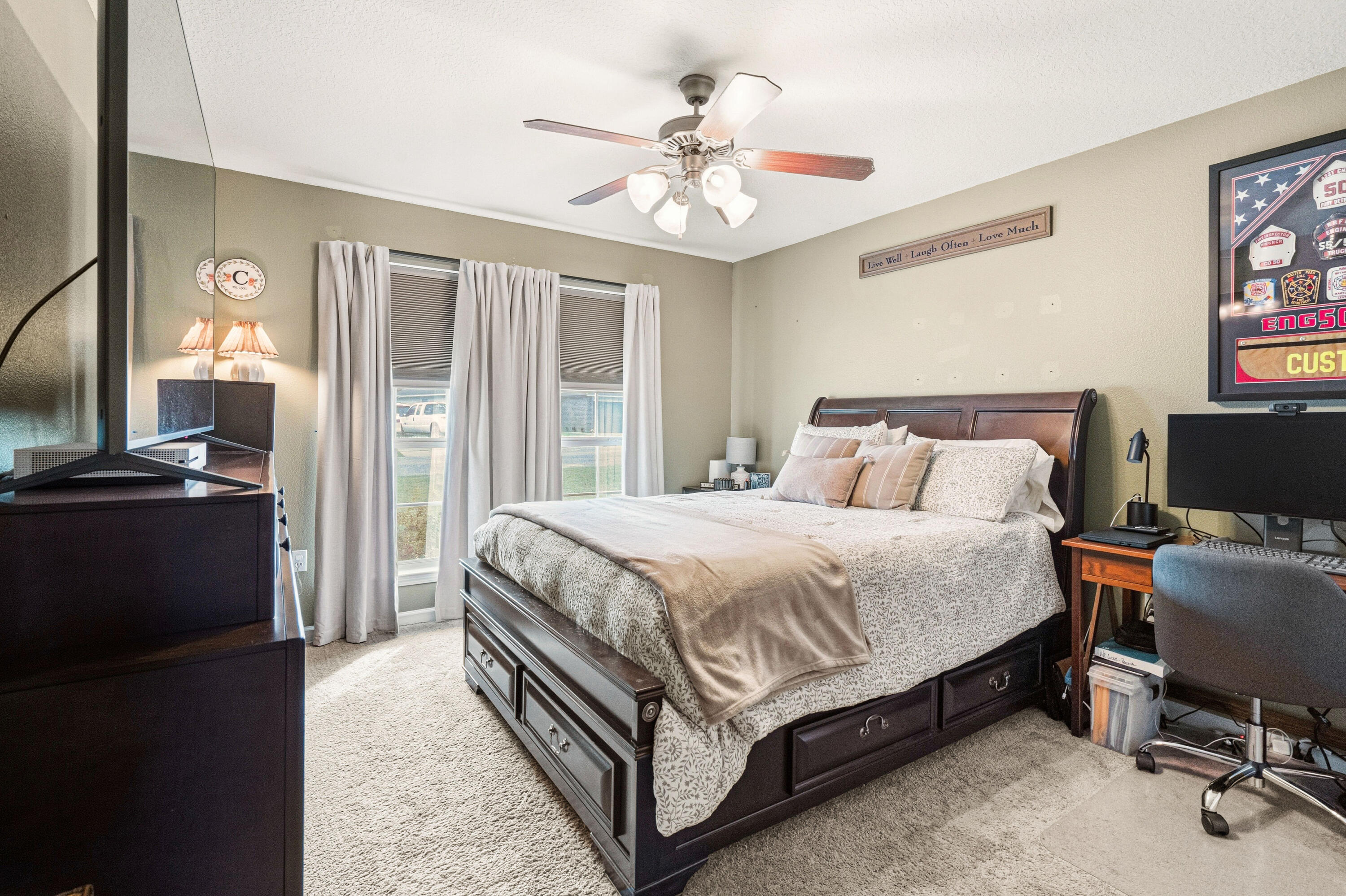 LOST CREEK - Residential