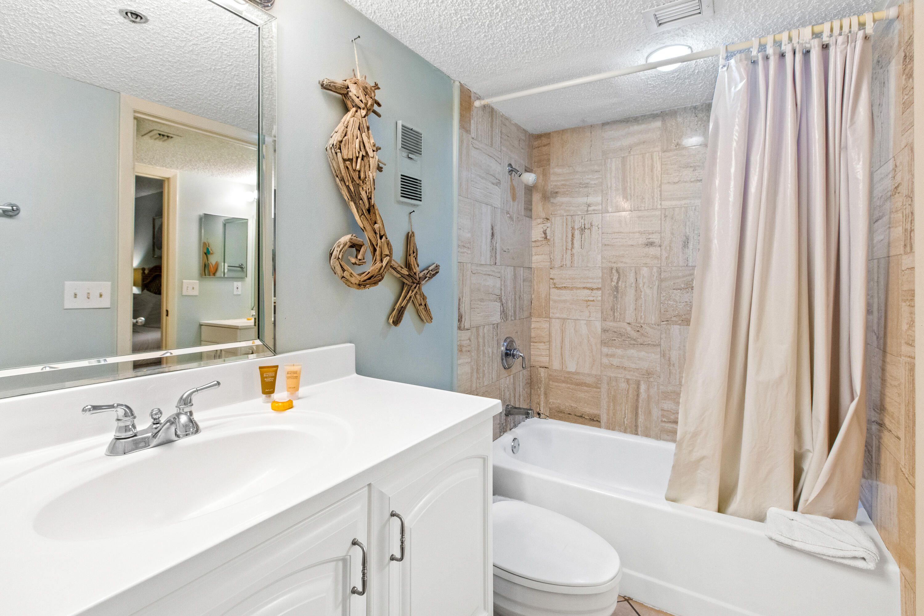 SUNDESTIN INTERNATIONAL CONDO - Residential