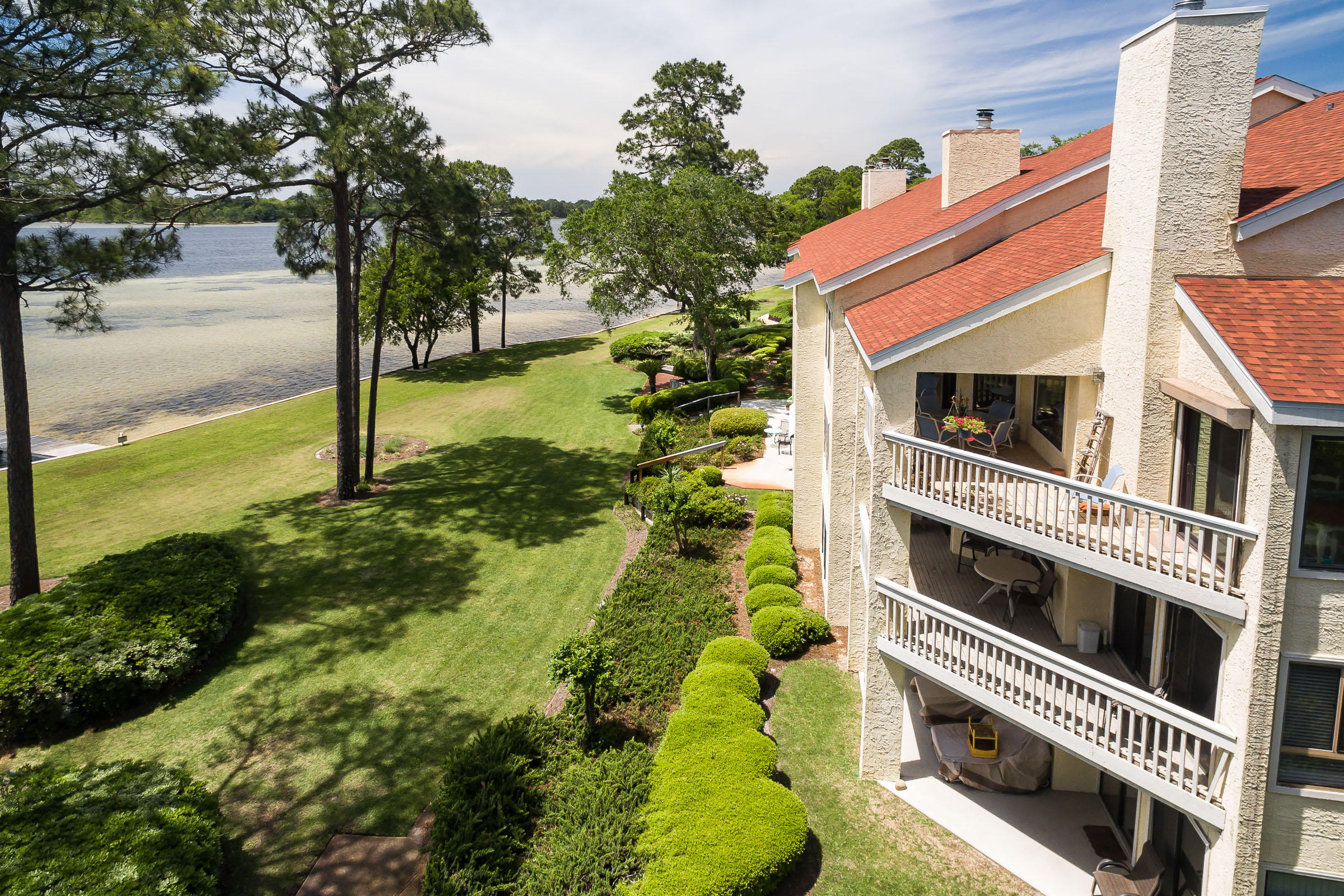 BAY VILLAS CONDOS - Residential