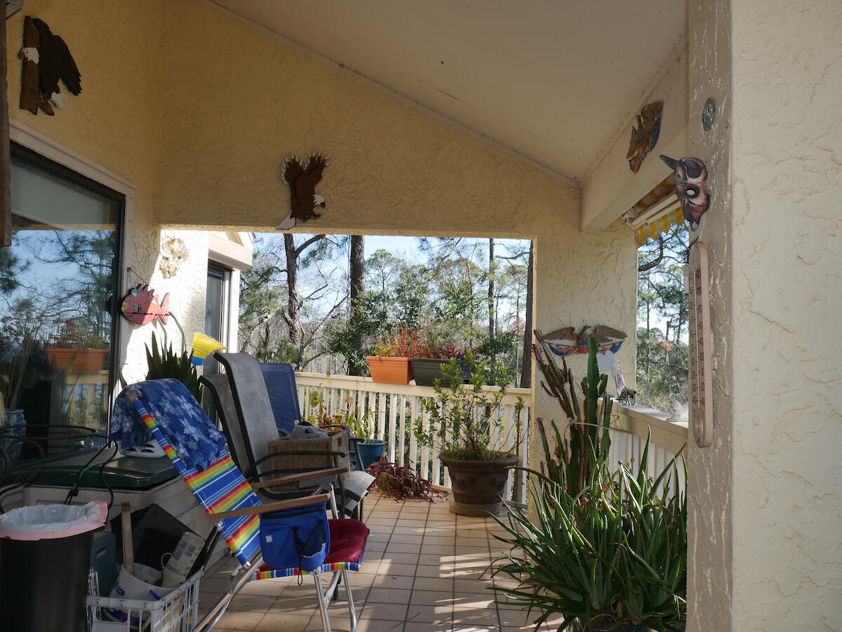 BAY VILLAS CONDOS - Residential