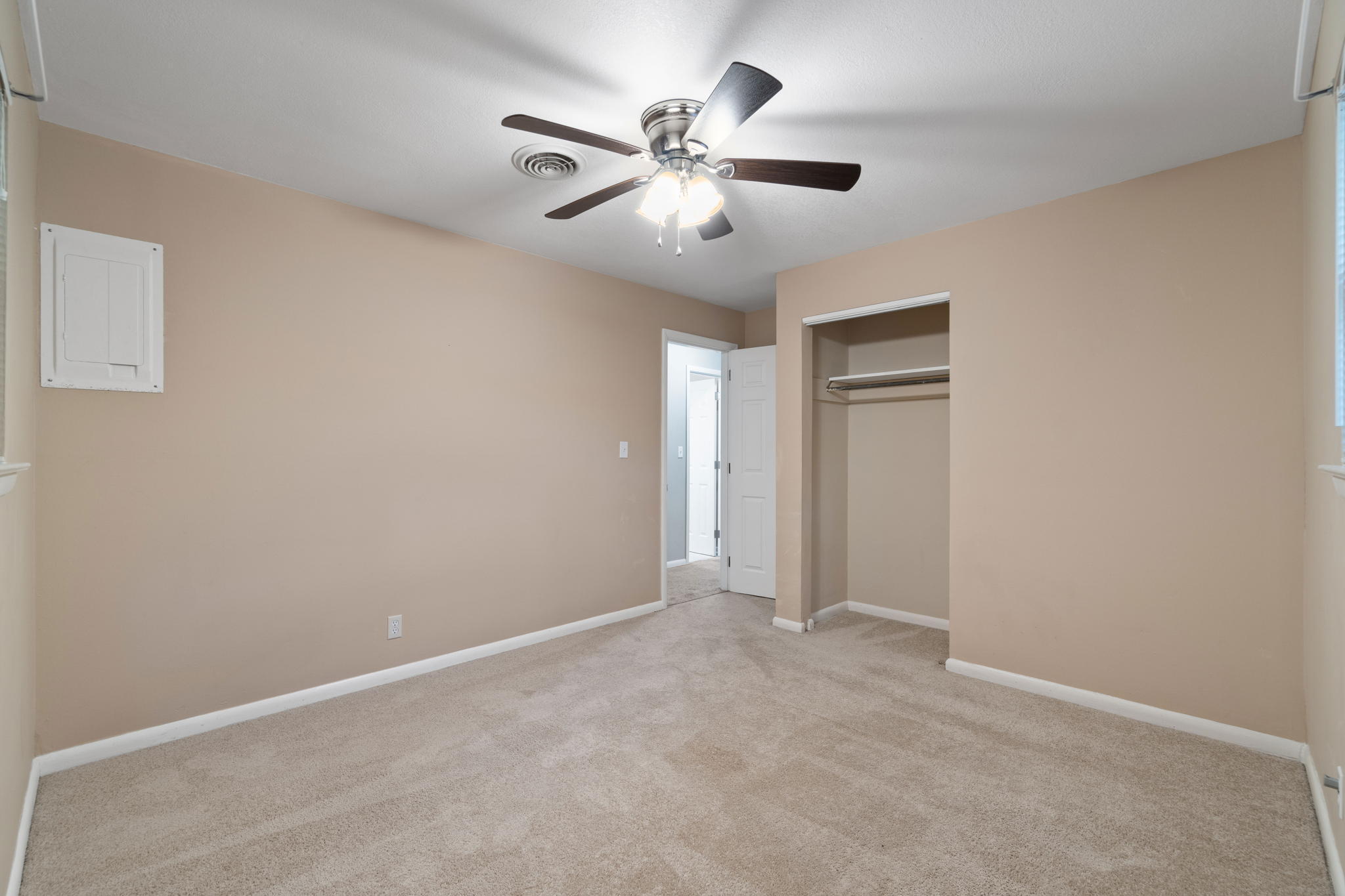 GARNIERS BEACH 6TH - Residential