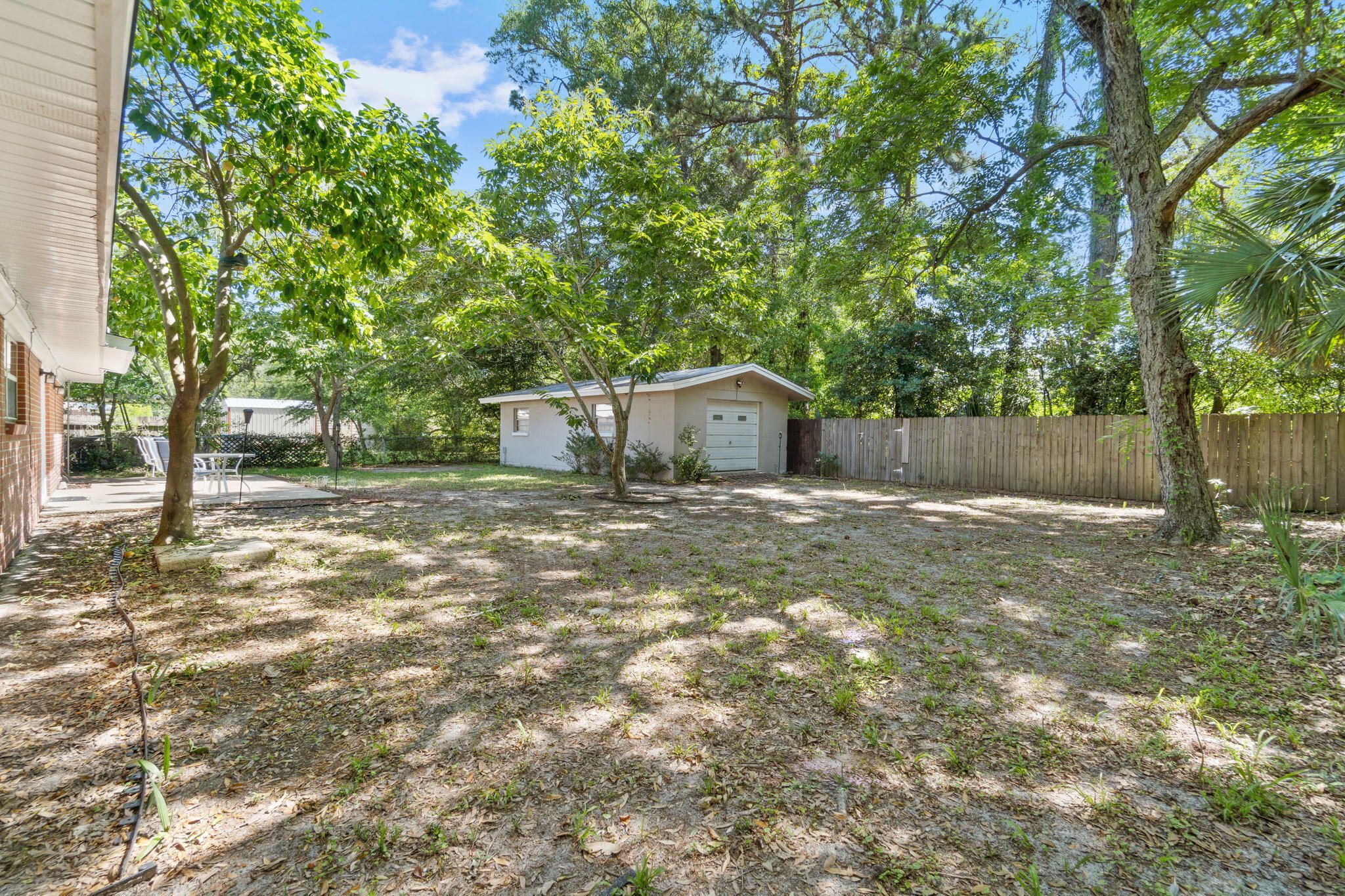 GARNIERS BEACH 6TH - Residential