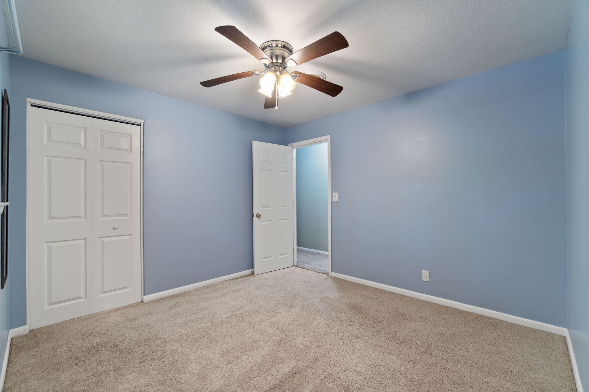 GARNIERS BEACH 6TH - Residential