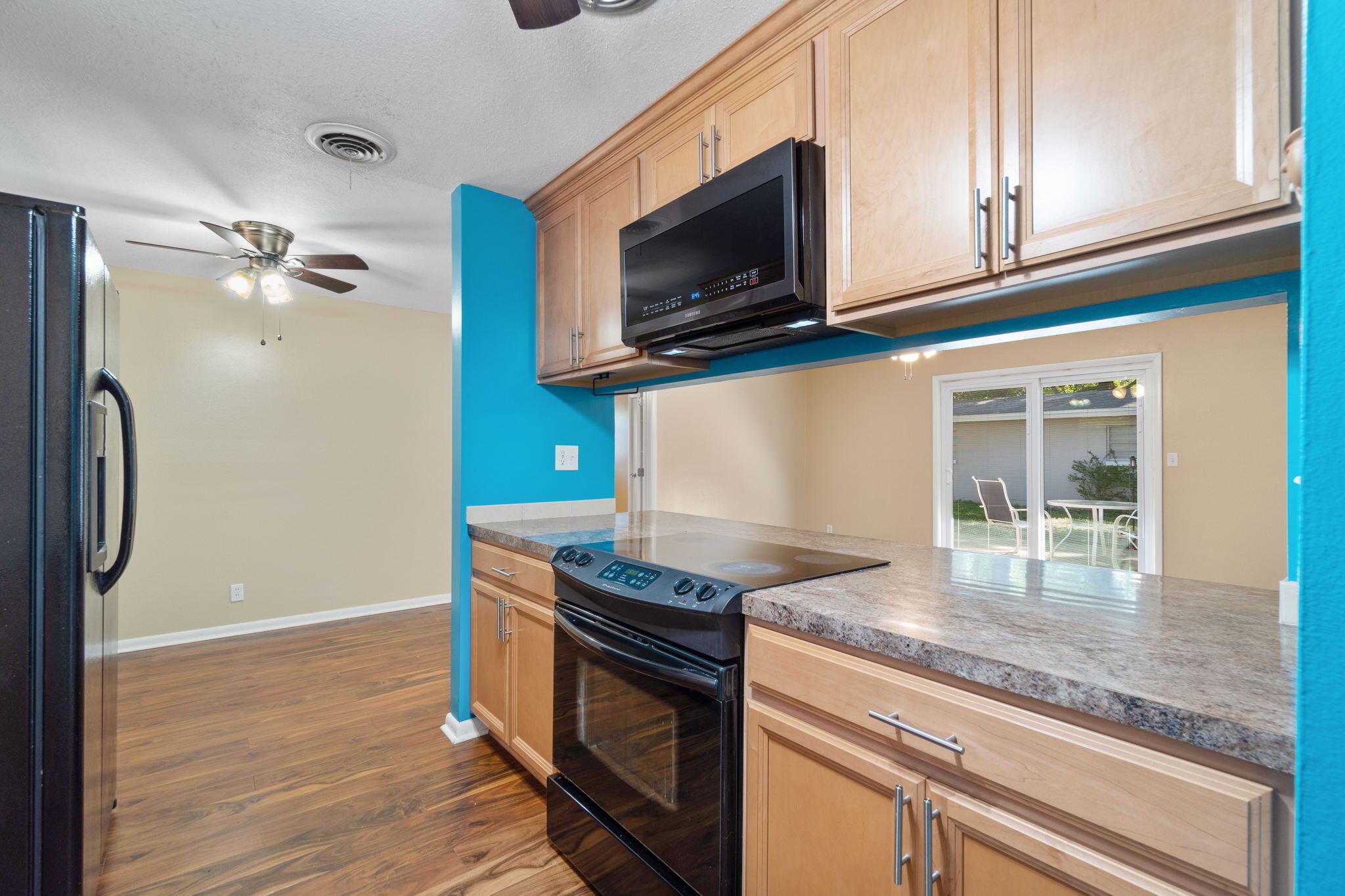 GARNIERS BEACH 6TH - Residential