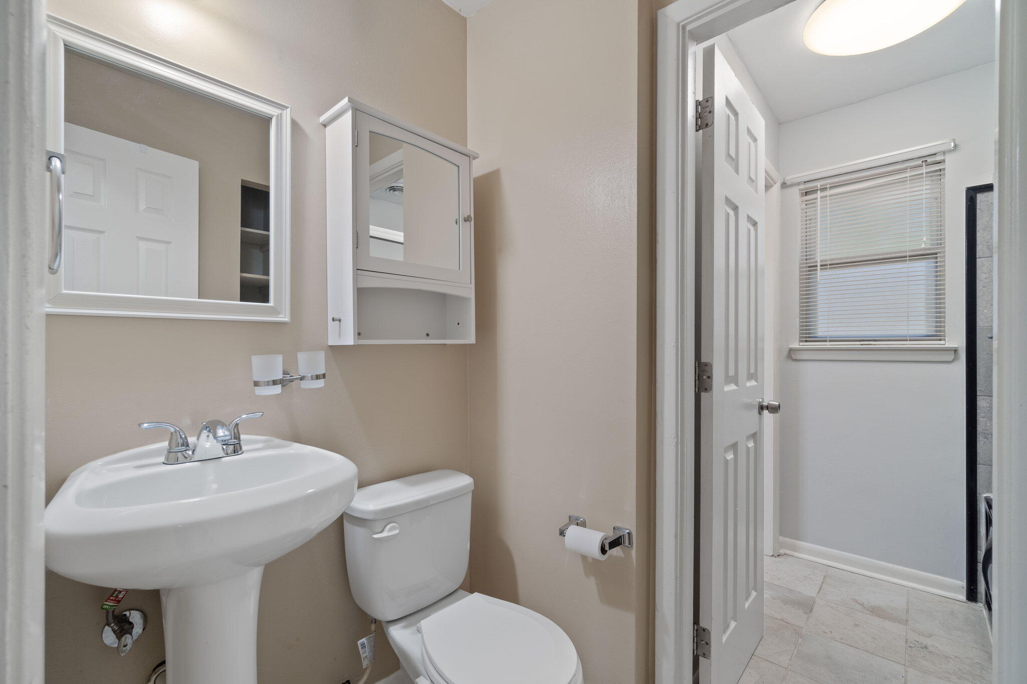 GARNIERS BEACH 6TH - Residential