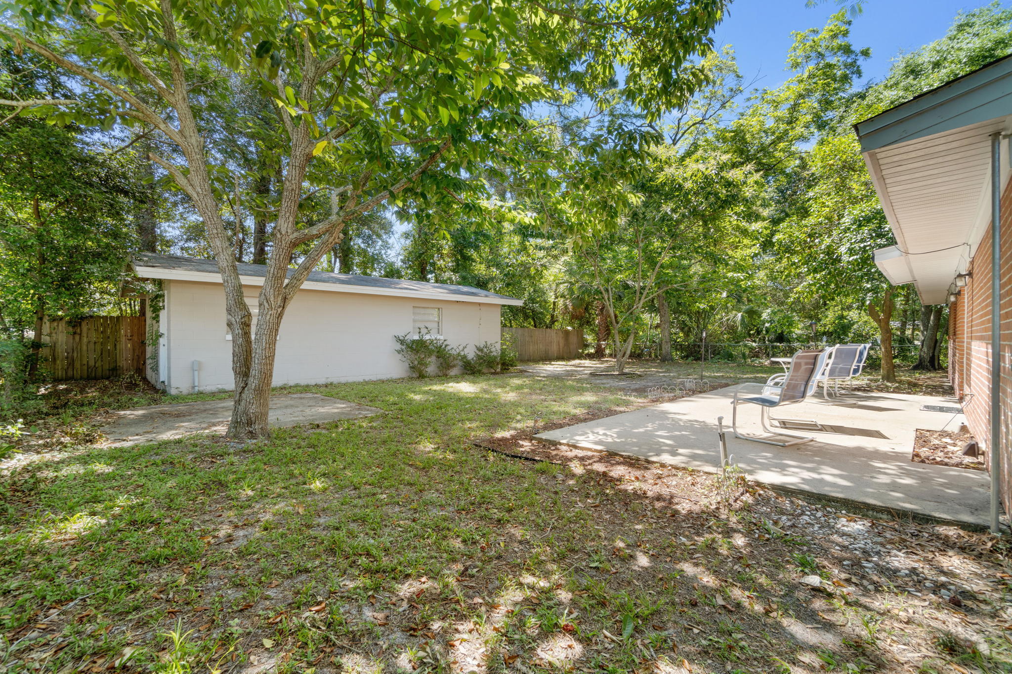 GARNIERS BEACH 6TH - Residential