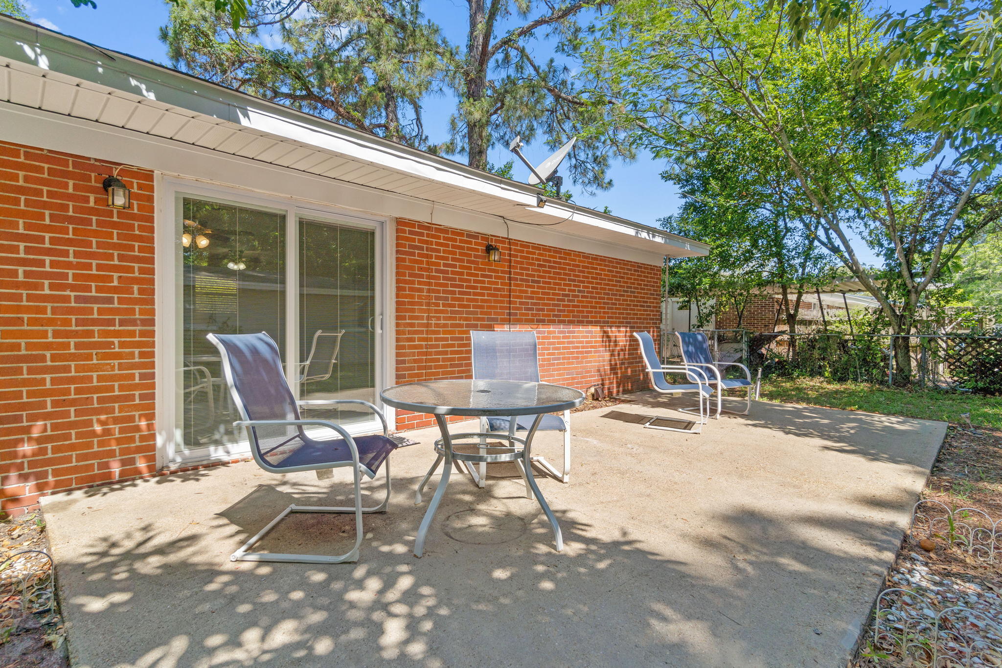 GARNIERS BEACH 6TH - Residential