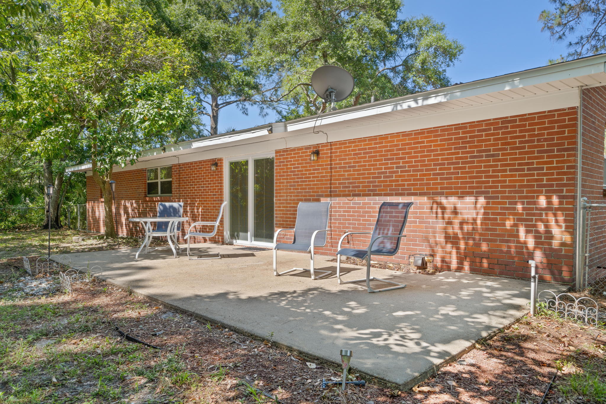 GARNIERS BEACH 6TH - Residential