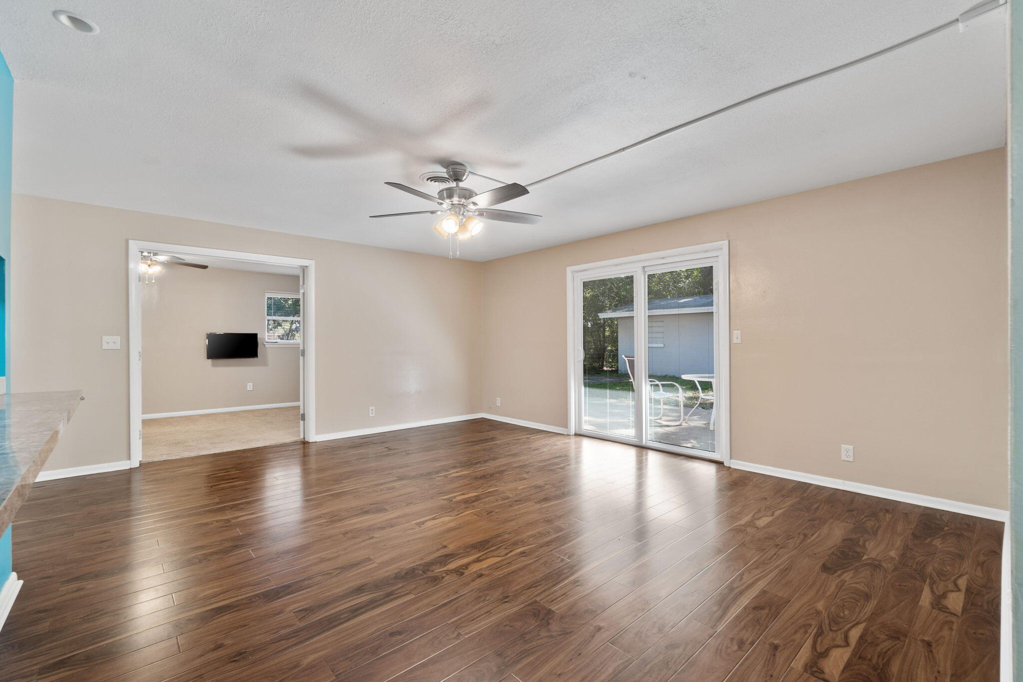 GARNIERS BEACH 6TH - Residential