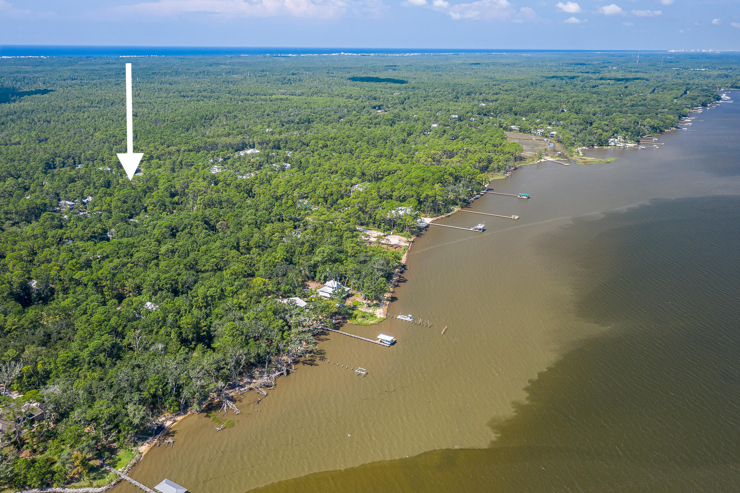 MAGNOLIA BEACH - Residential