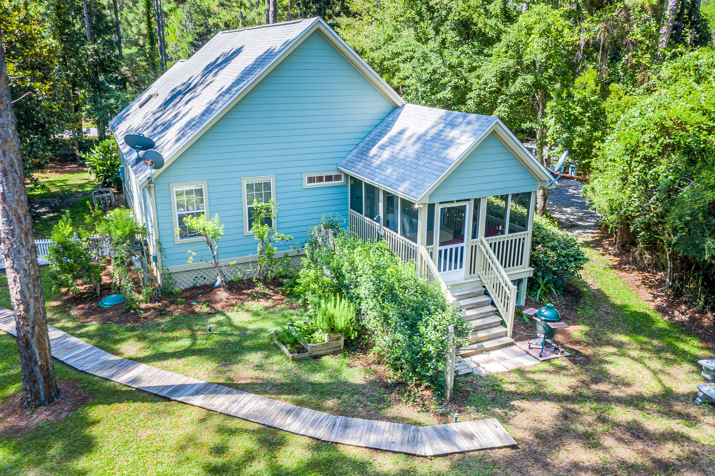 MAGNOLIA BEACH - Residential