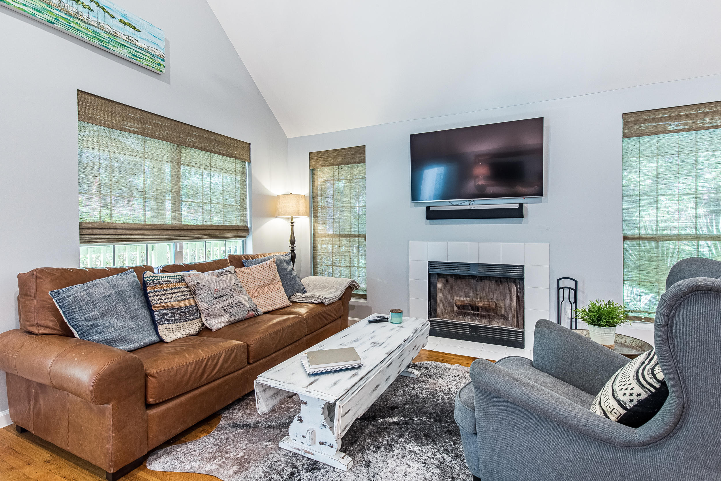 MAGNOLIA BEACH - Residential