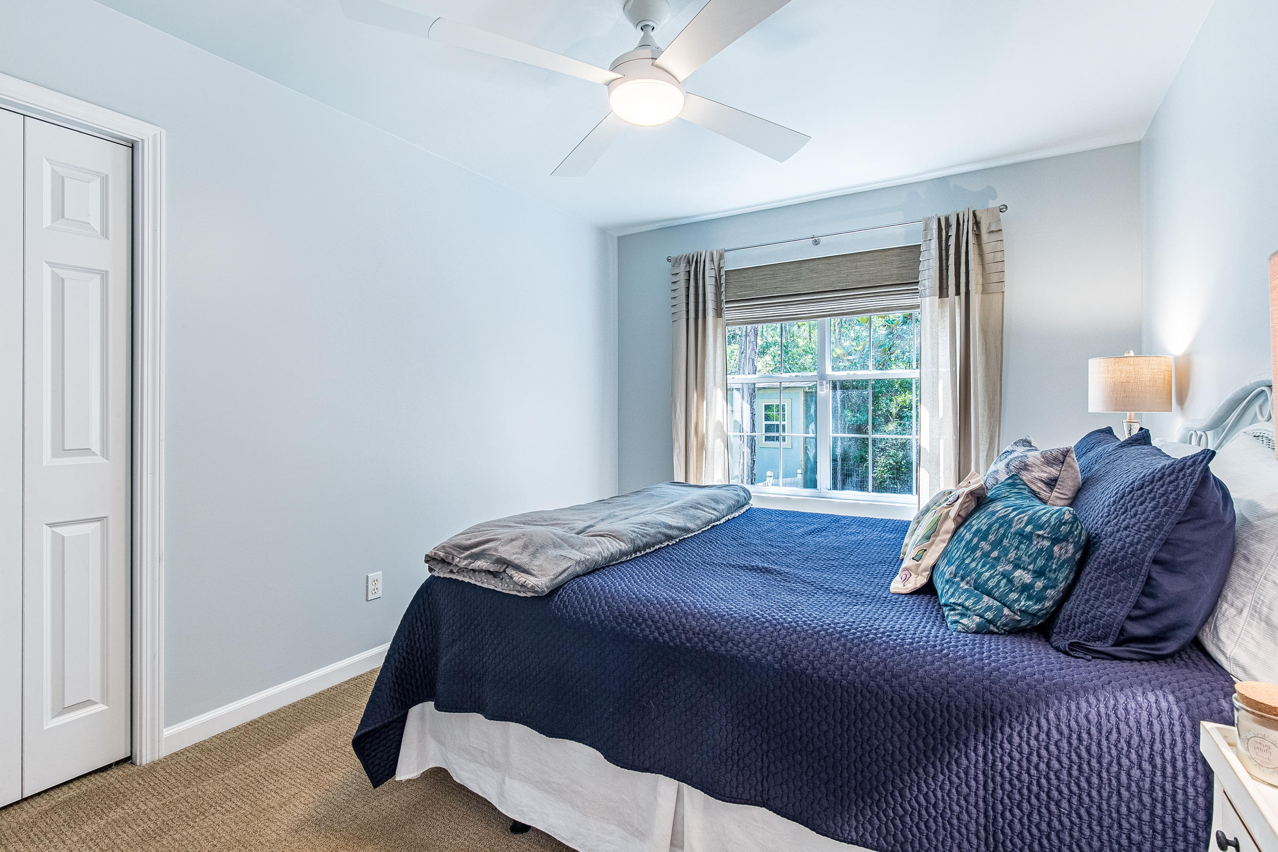 MAGNOLIA BEACH - Residential