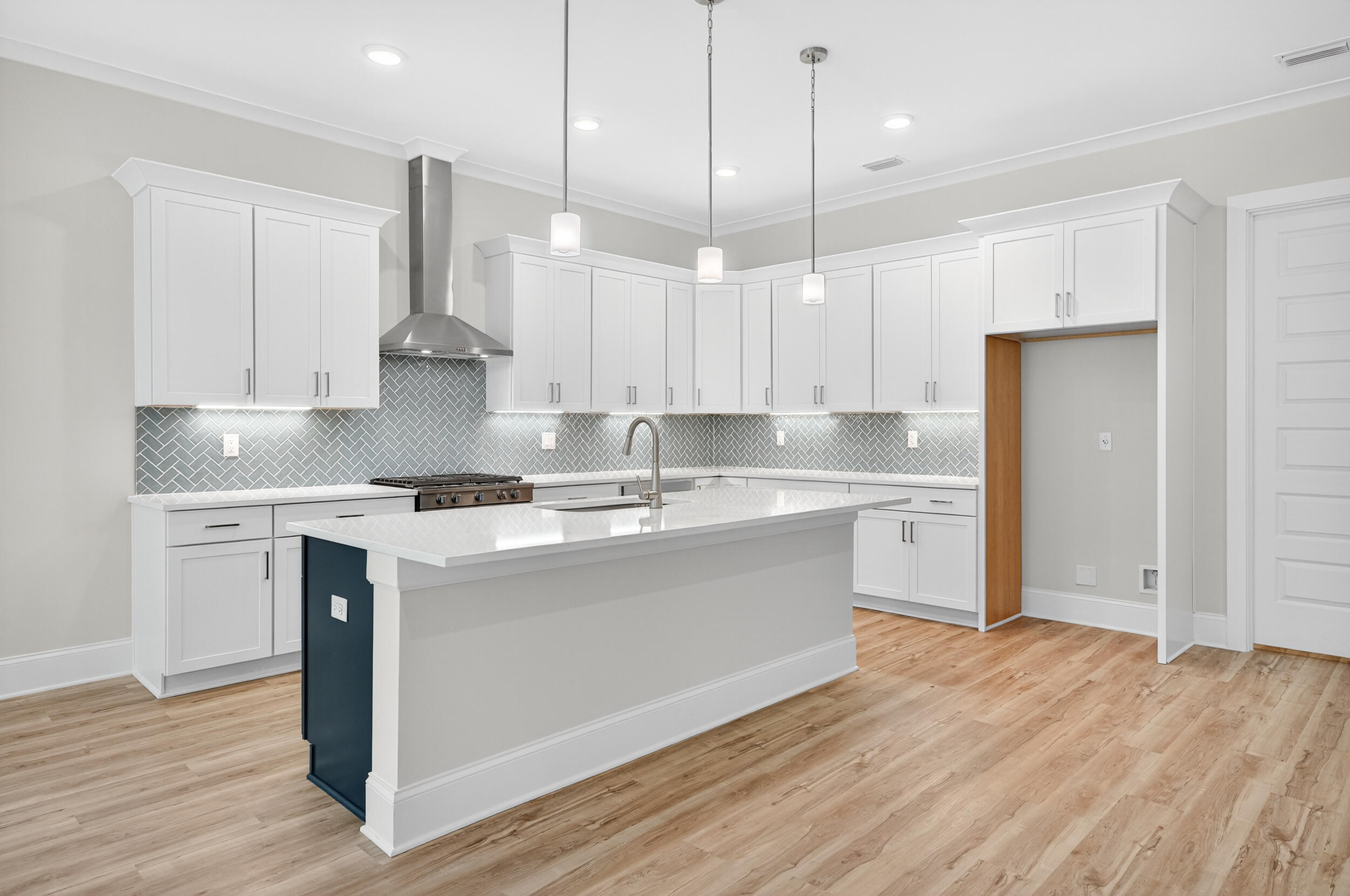 MAGNOLIA BAY ESTATES - Residential