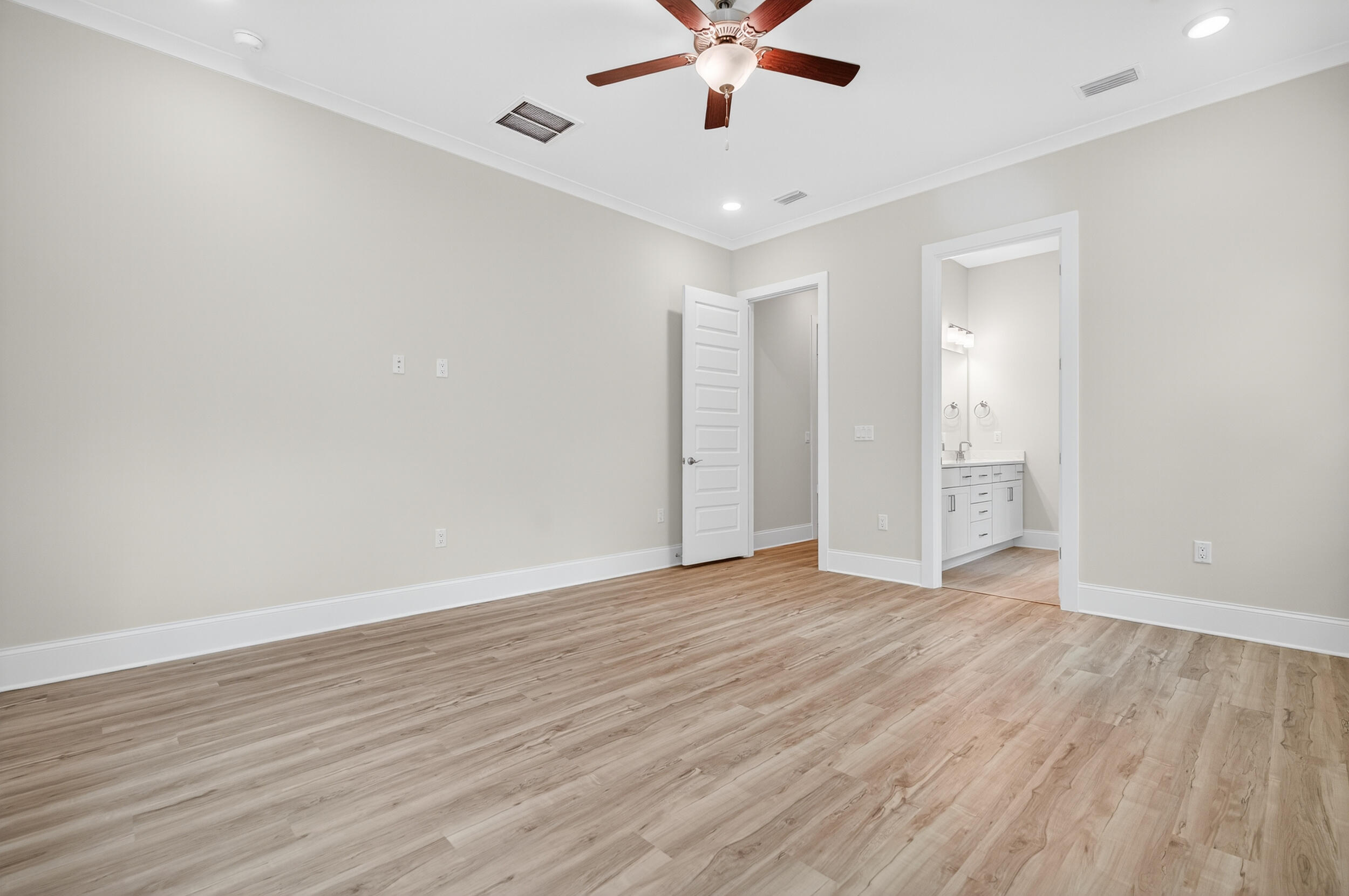 MAGNOLIA BAY ESTATES - Residential