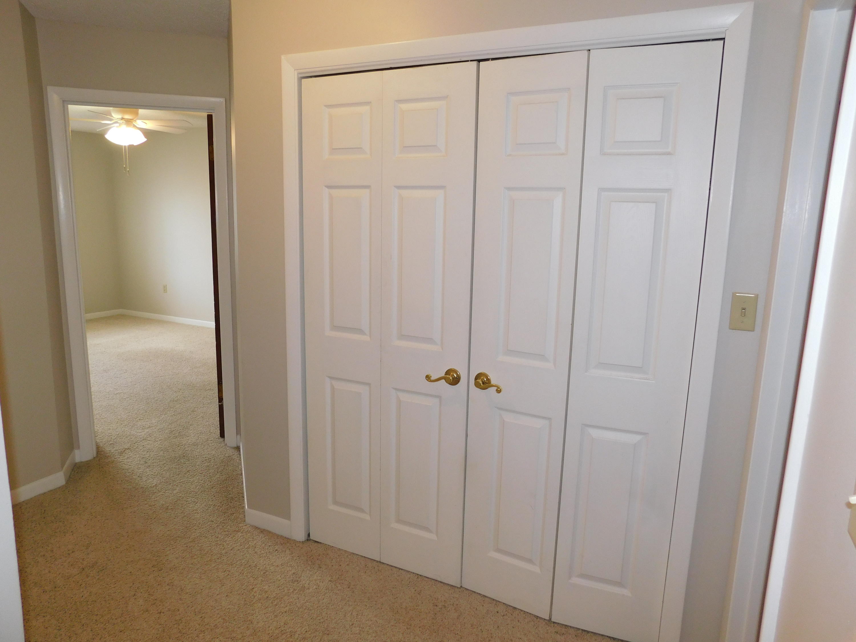 OLYMPIA COURT - Residential