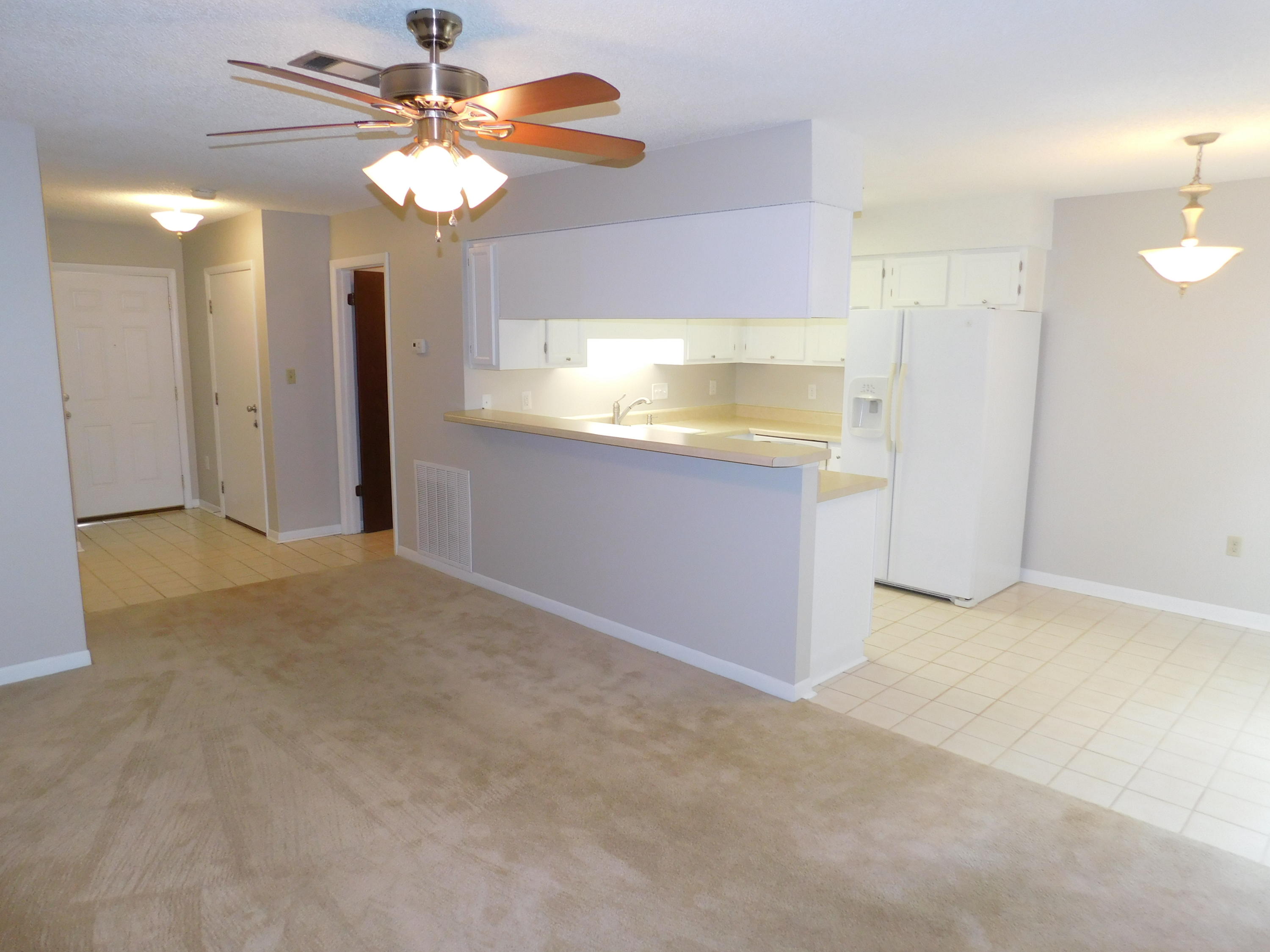 OLYMPIA COURT - Residential