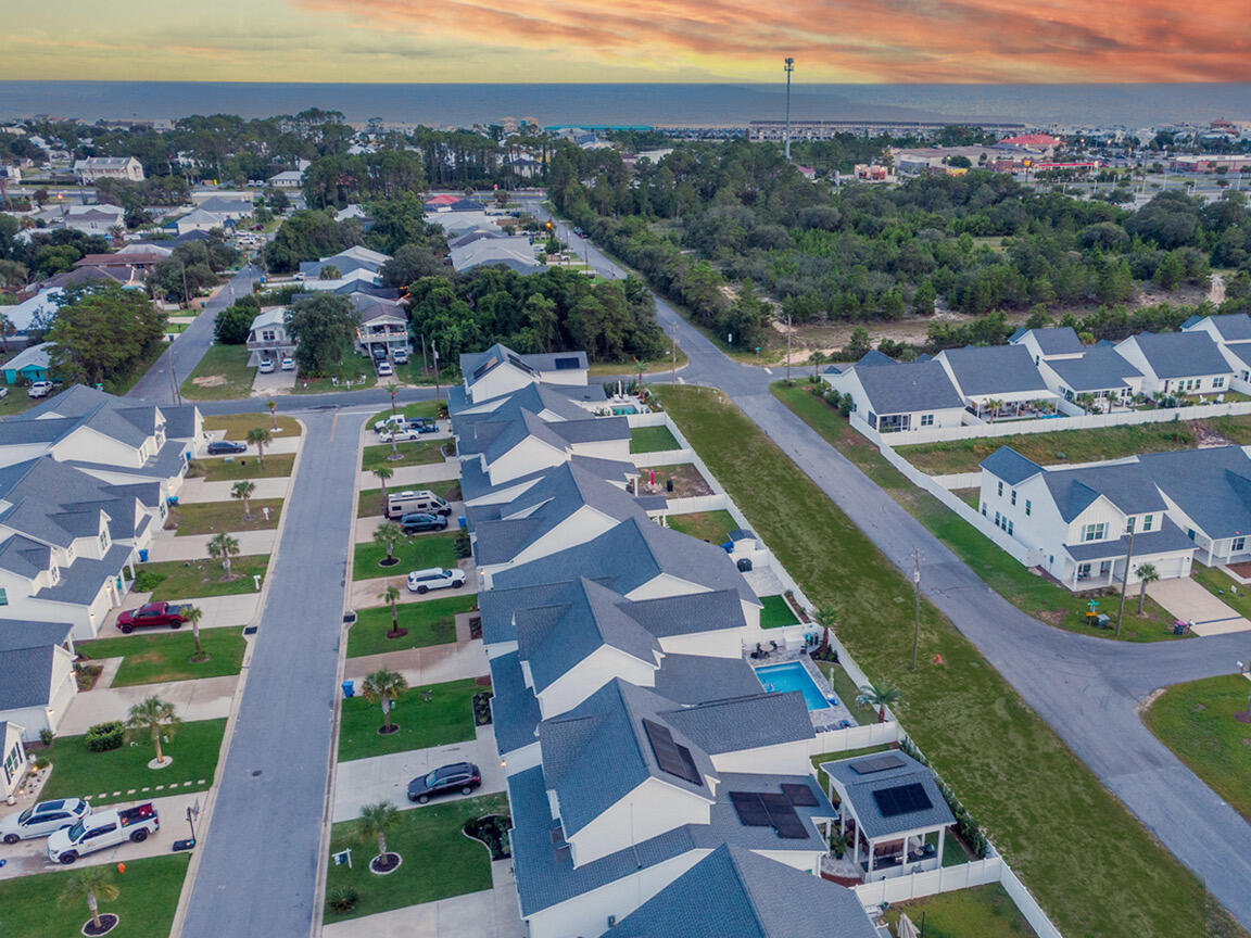 725 Landing Circle