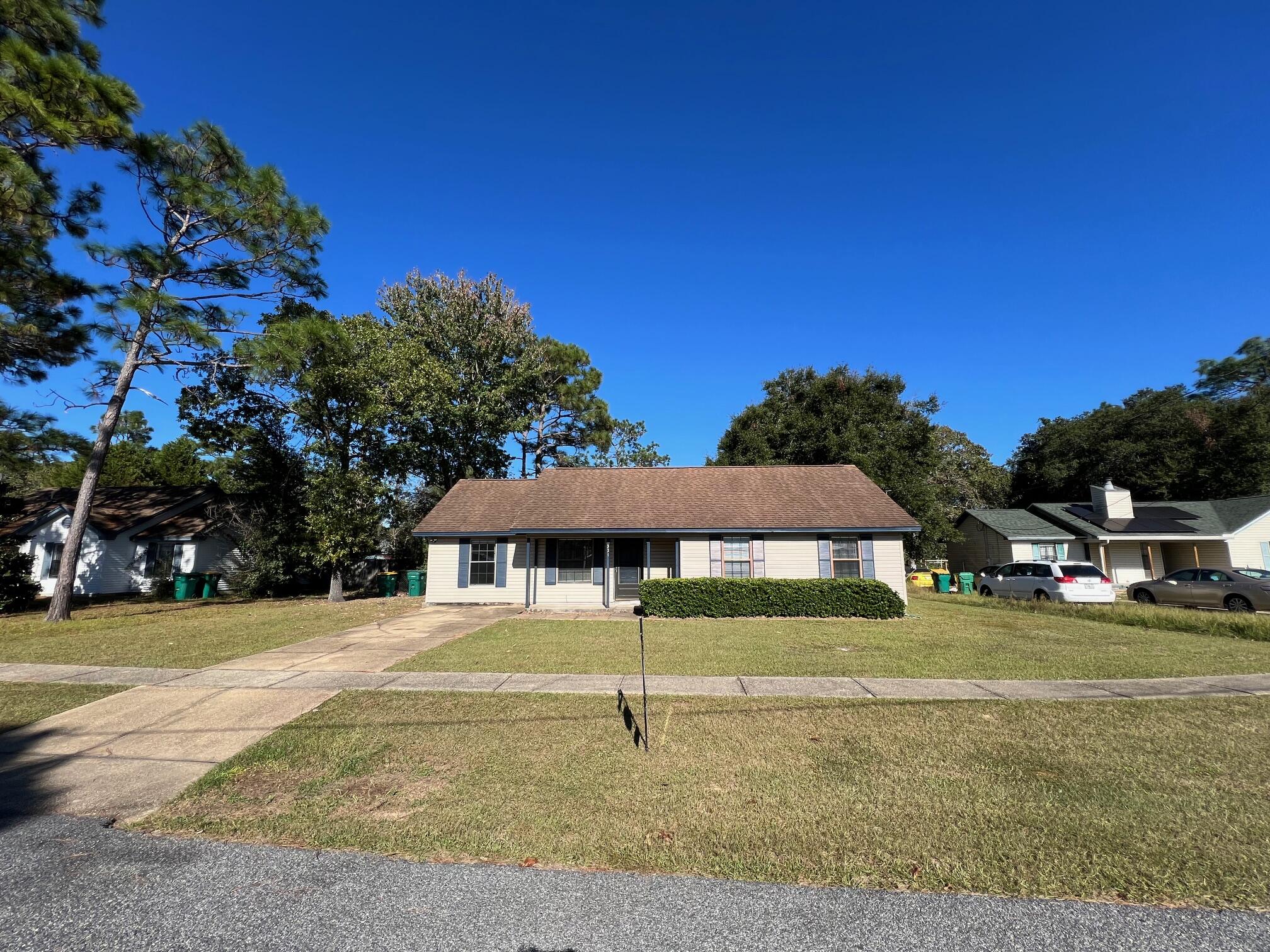 SHOAL WOOD ESTATES 1ST PH 1 - Residential Lease