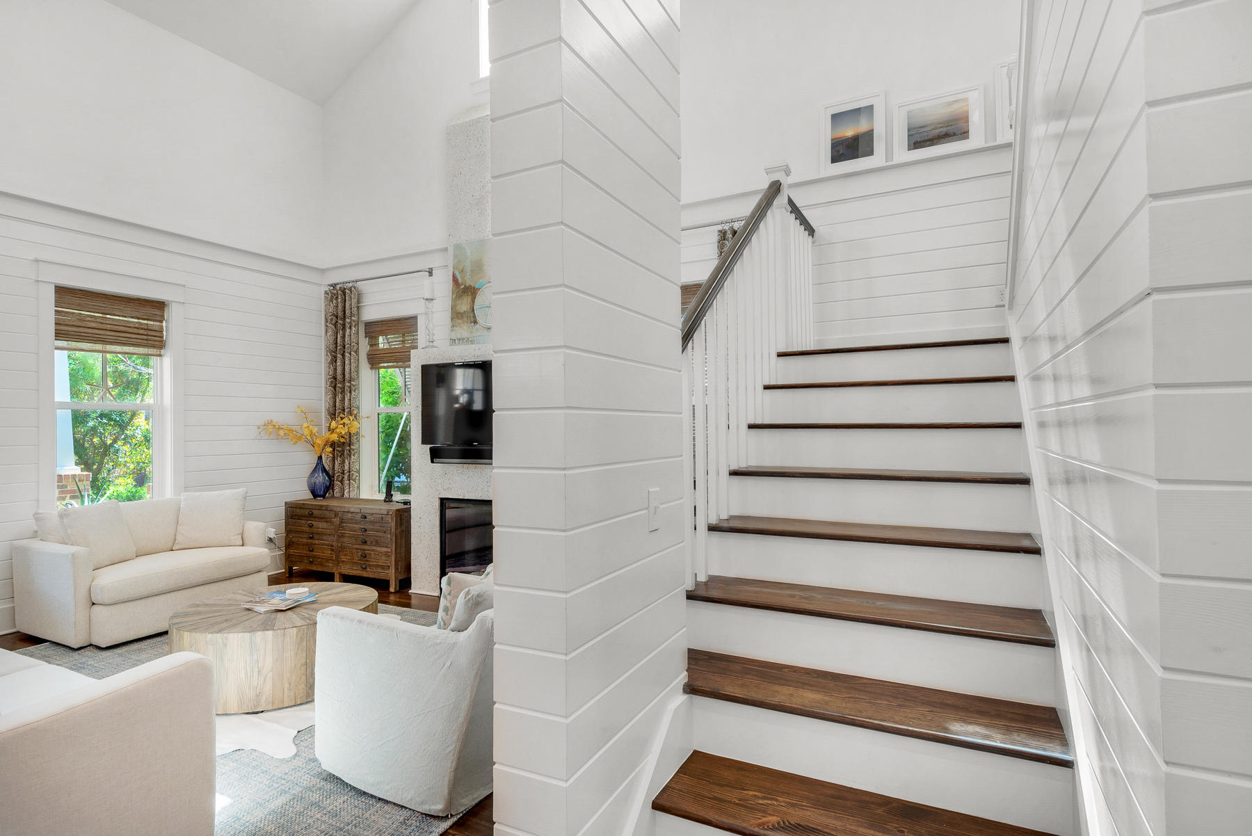 FOREST LAKES - Residential