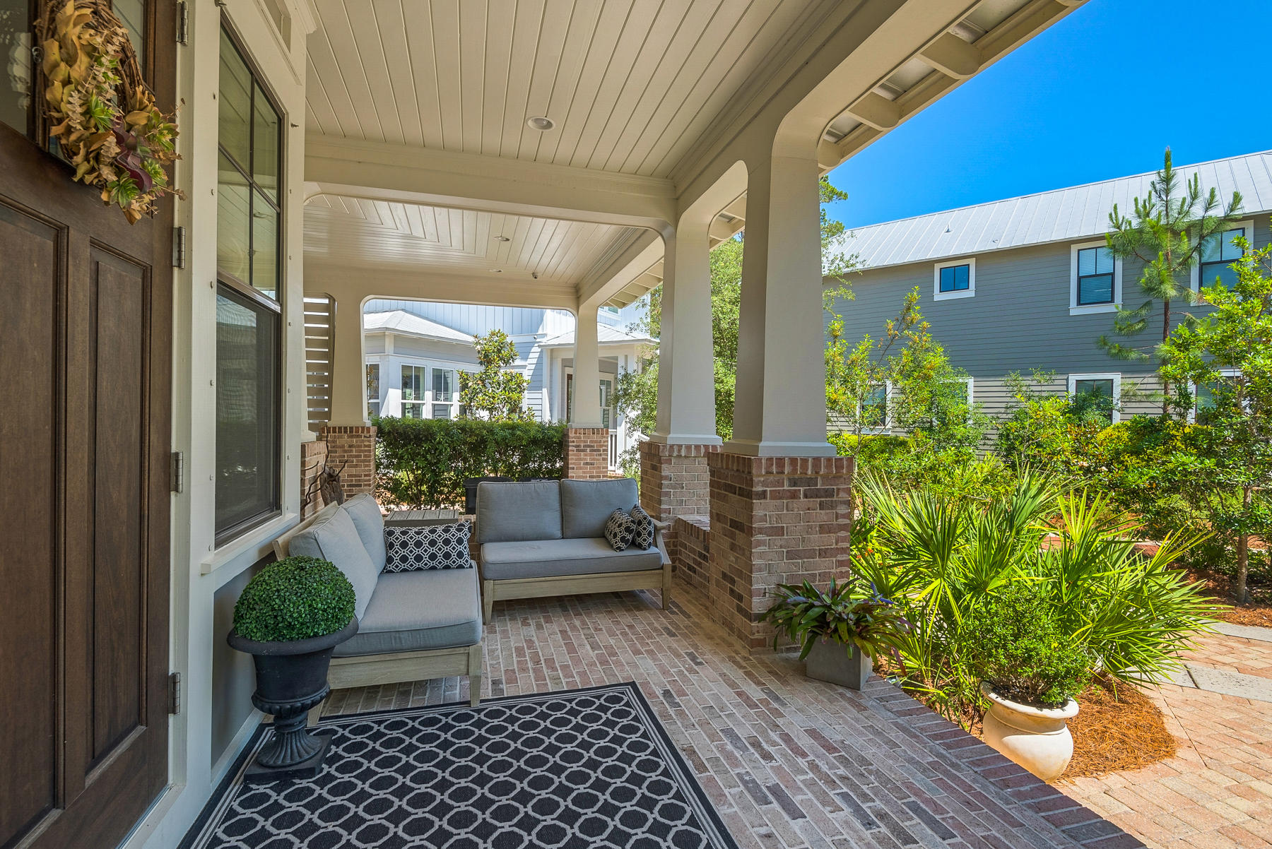 FOREST LAKES - Residential