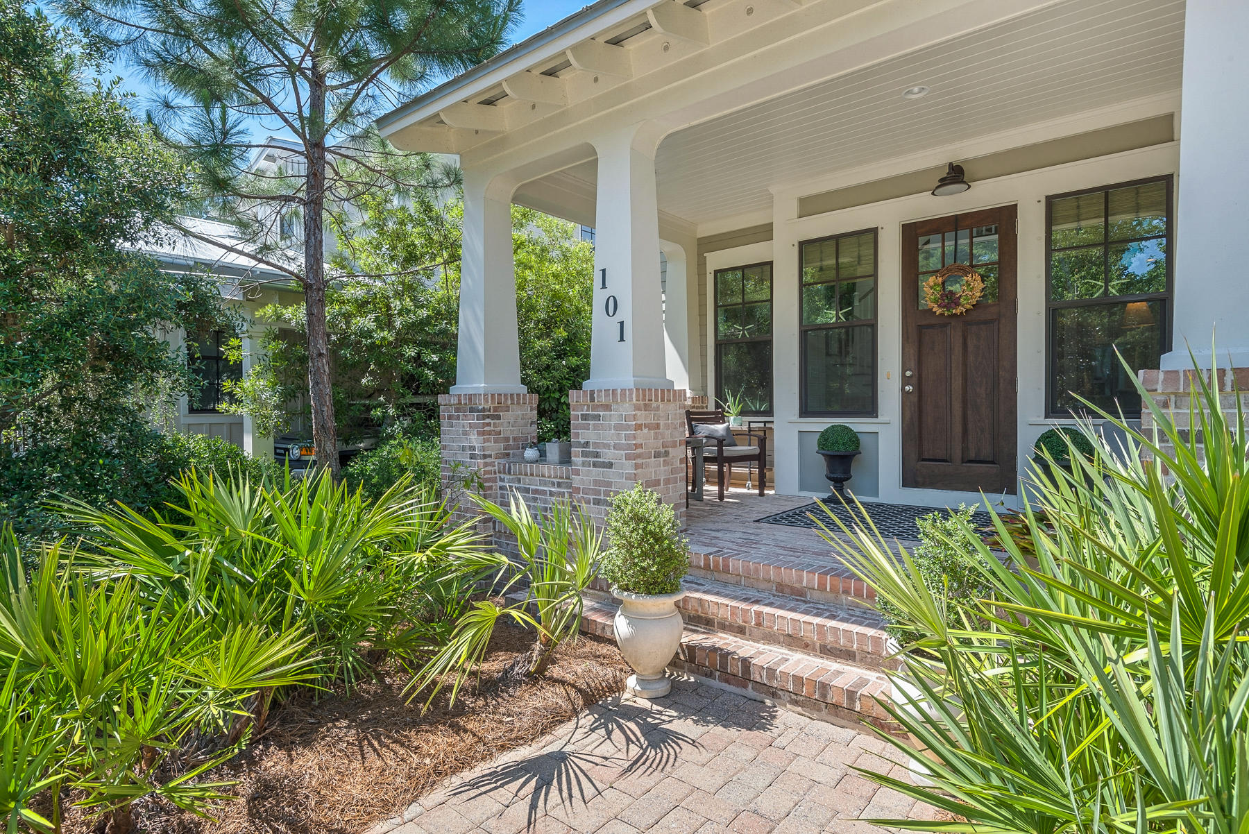 FOREST LAKES - Residential