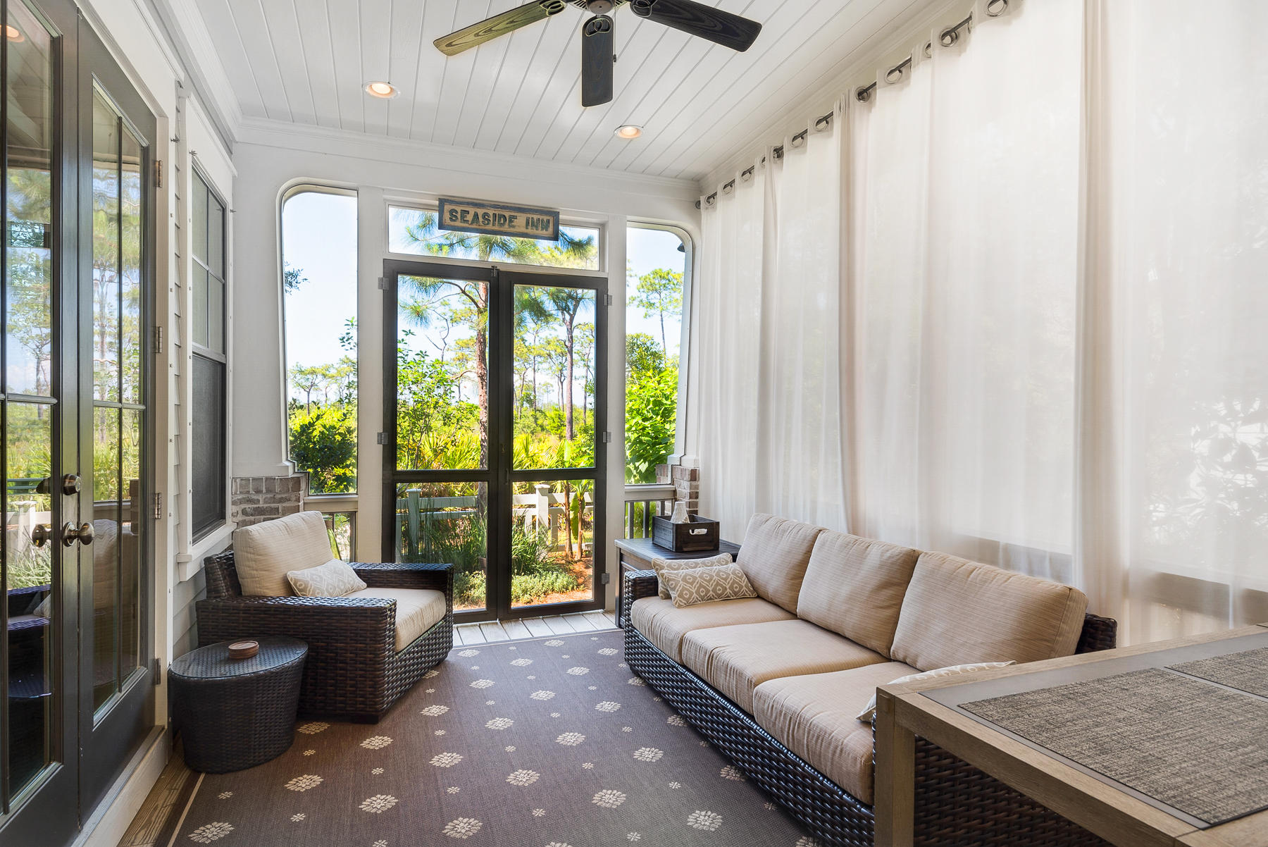 FOREST LAKES - Residential