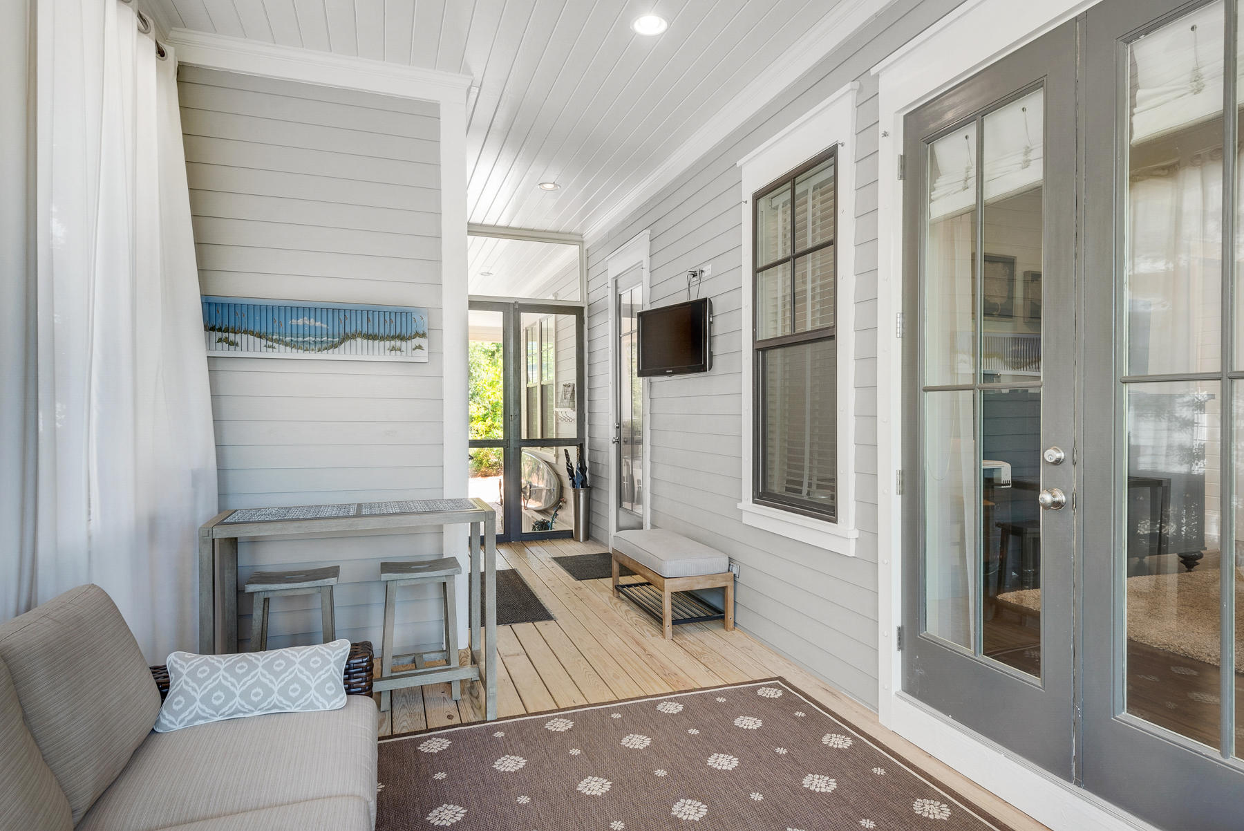 FOREST LAKES - Residential