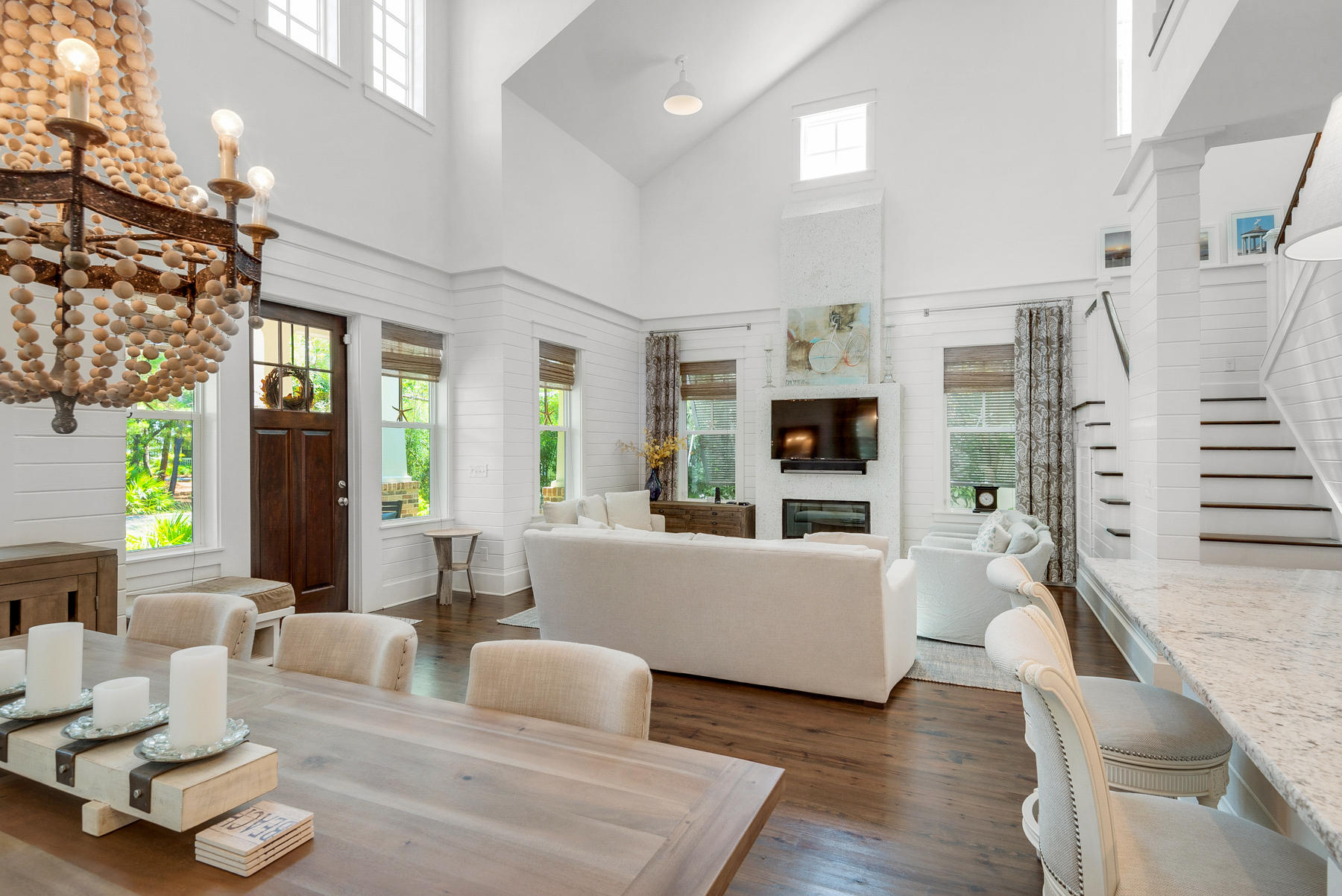 FOREST LAKES - Residential