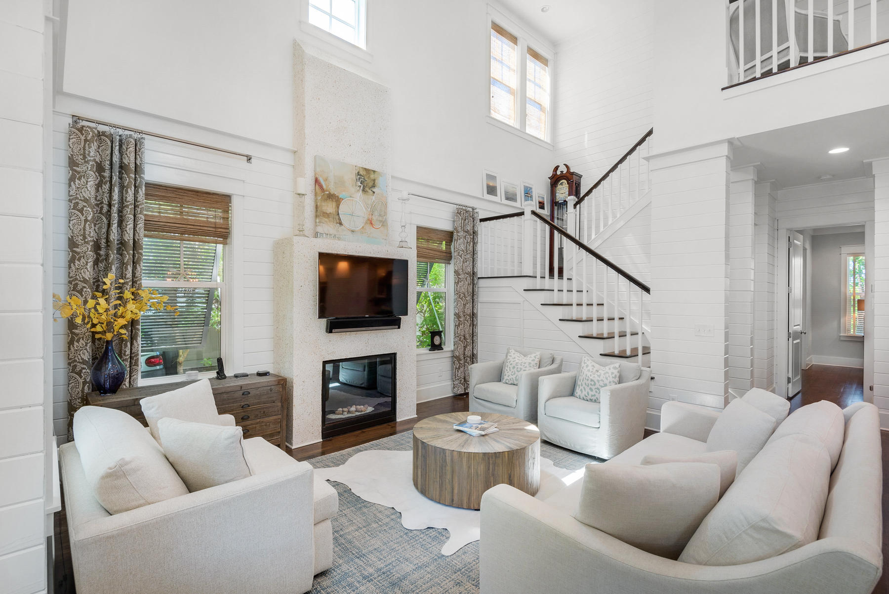 FOREST LAKES - Residential