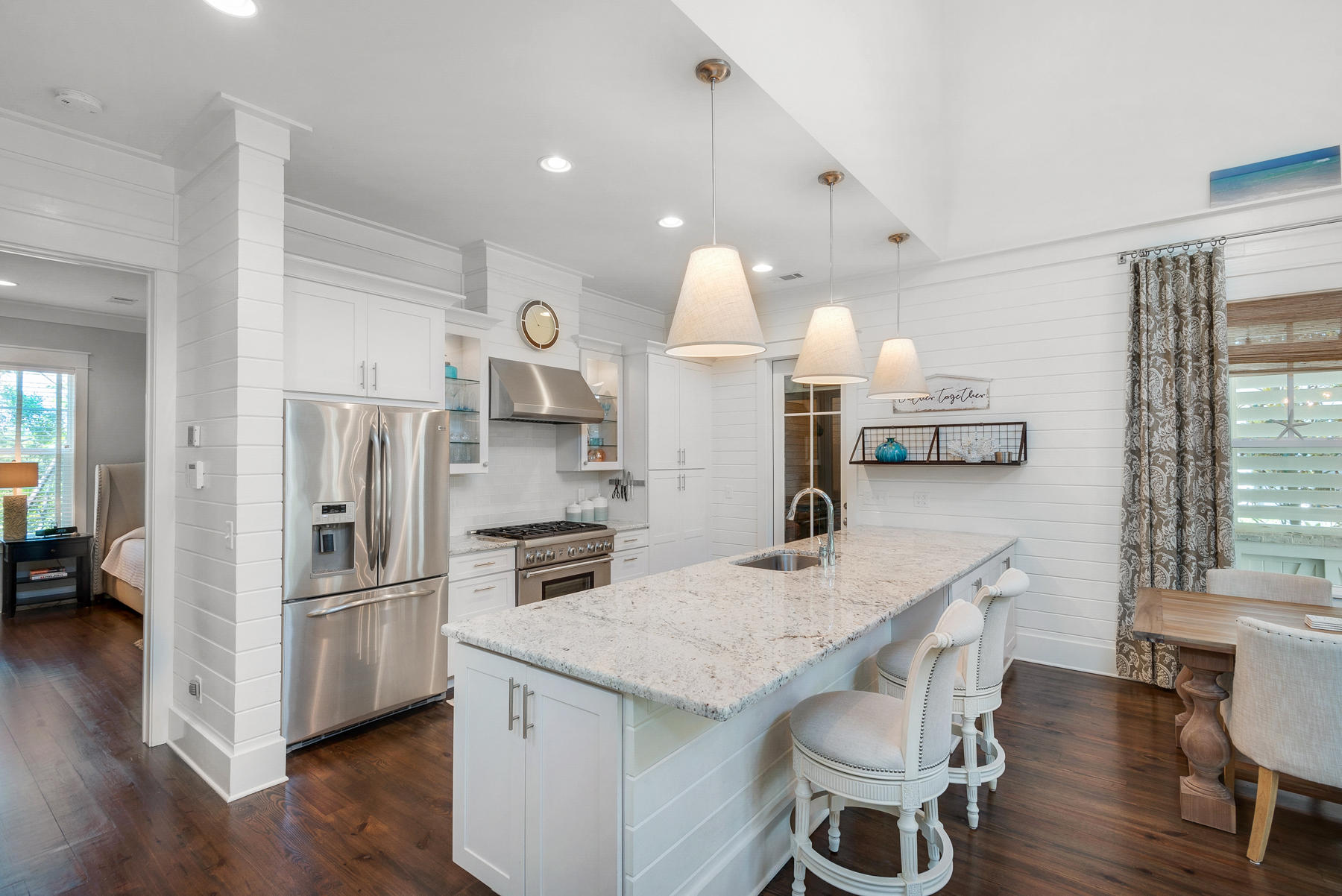 FOREST LAKES - Residential