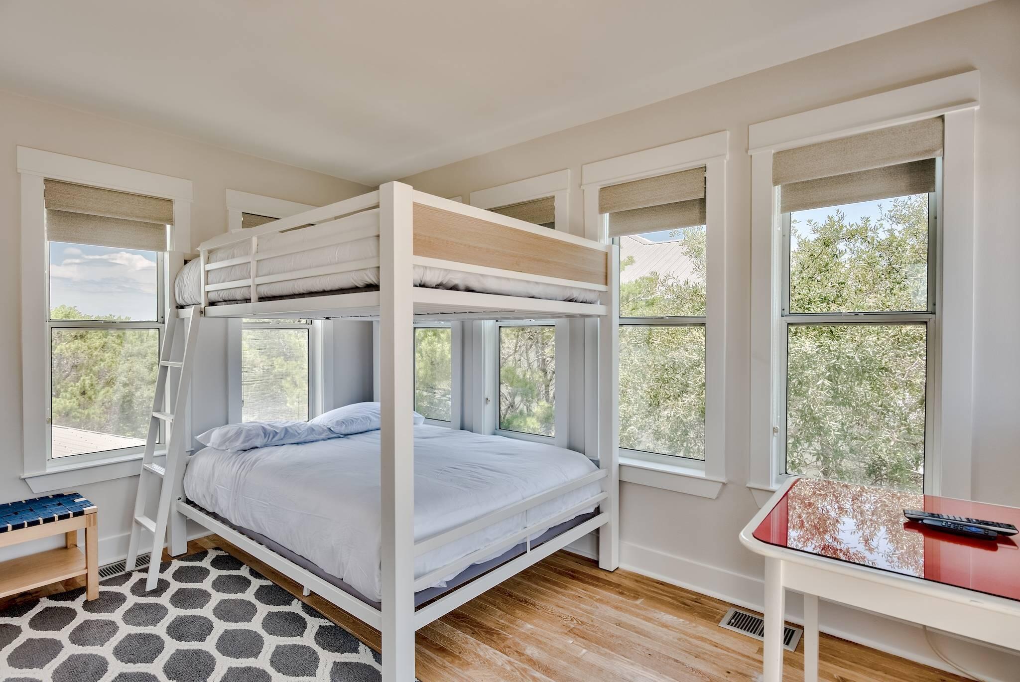 SEAGROVE 3RD ADDN - Residential