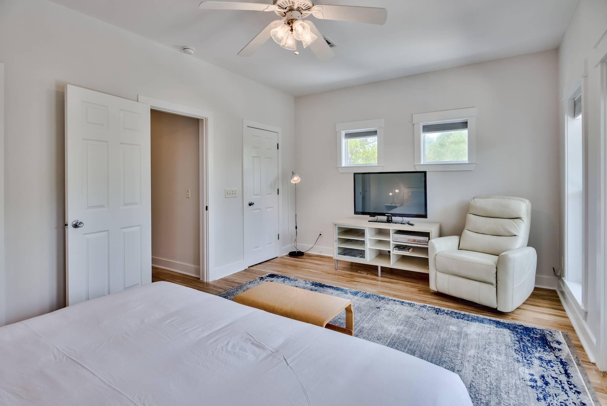 SEAGROVE 3RD ADDN - Residential