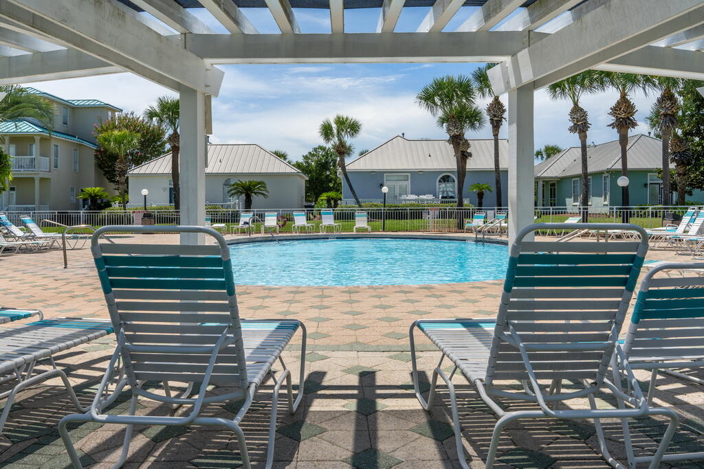MARAVILLA COTTAGES - Residential