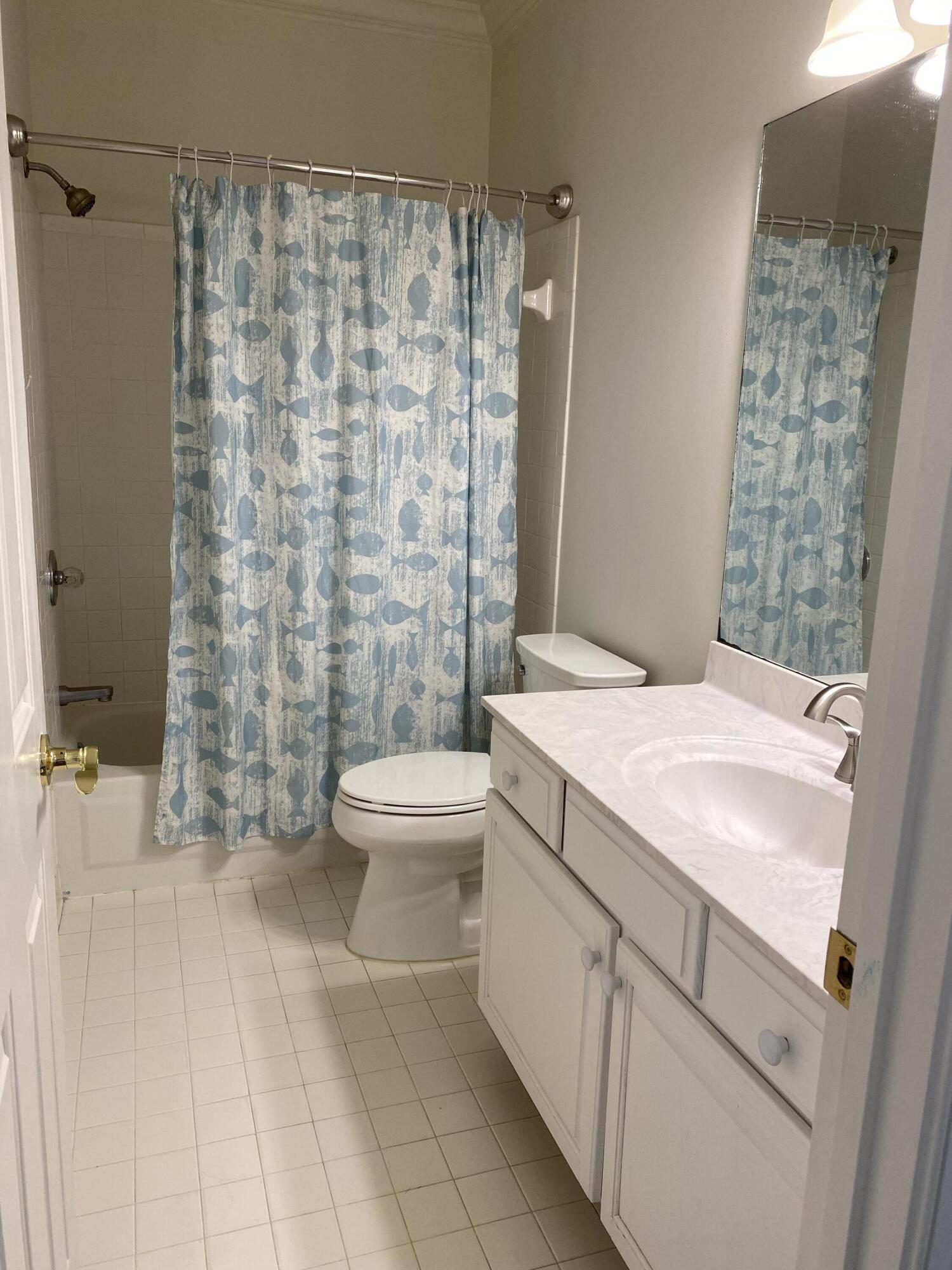 OAKMONT PLACE - Residential Lease
