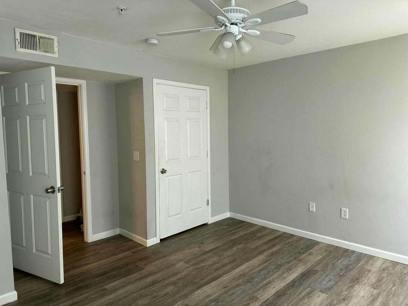 INDIAN LAKE - Residential Lease