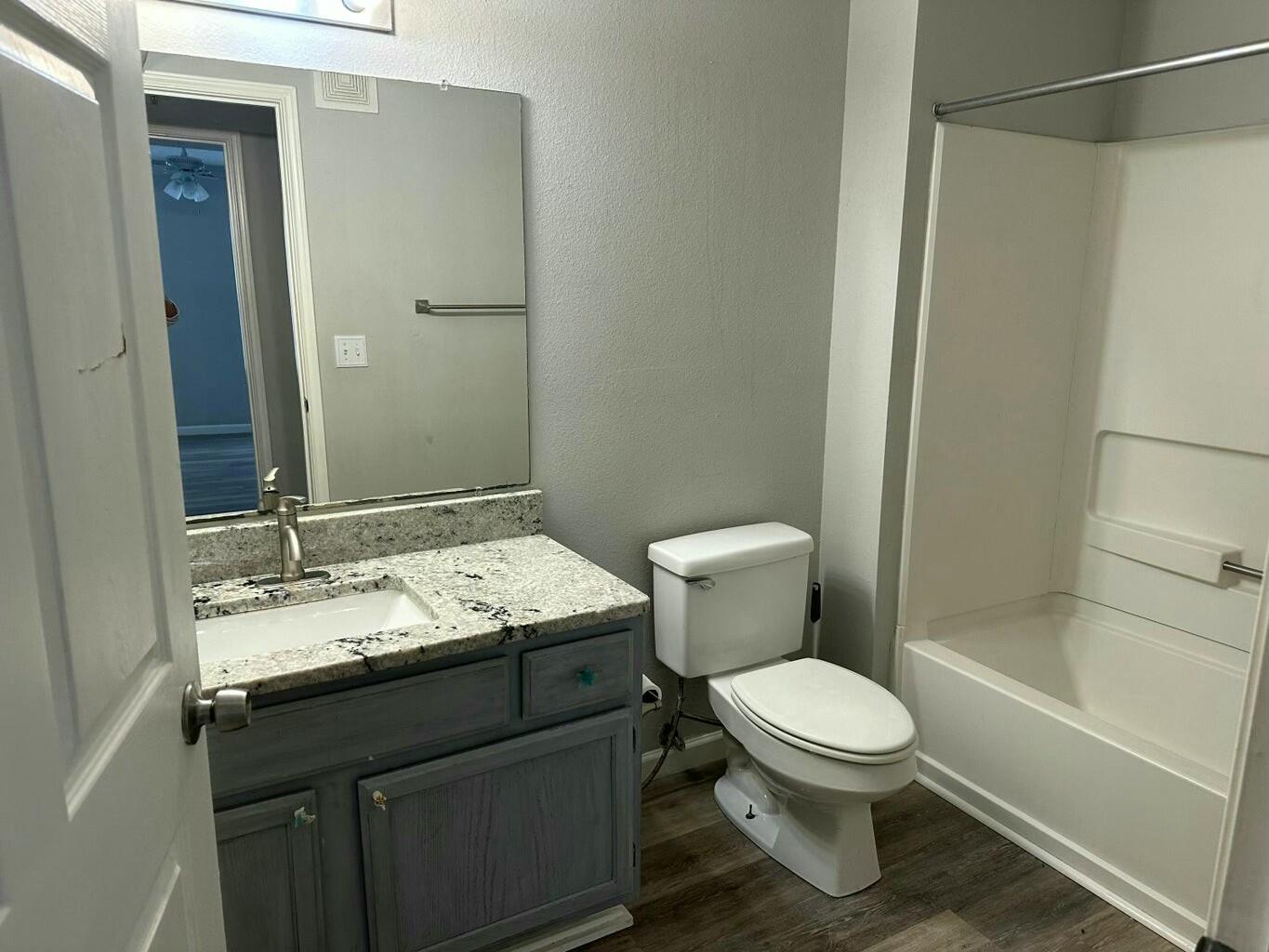INDIAN LAKE - Residential Lease