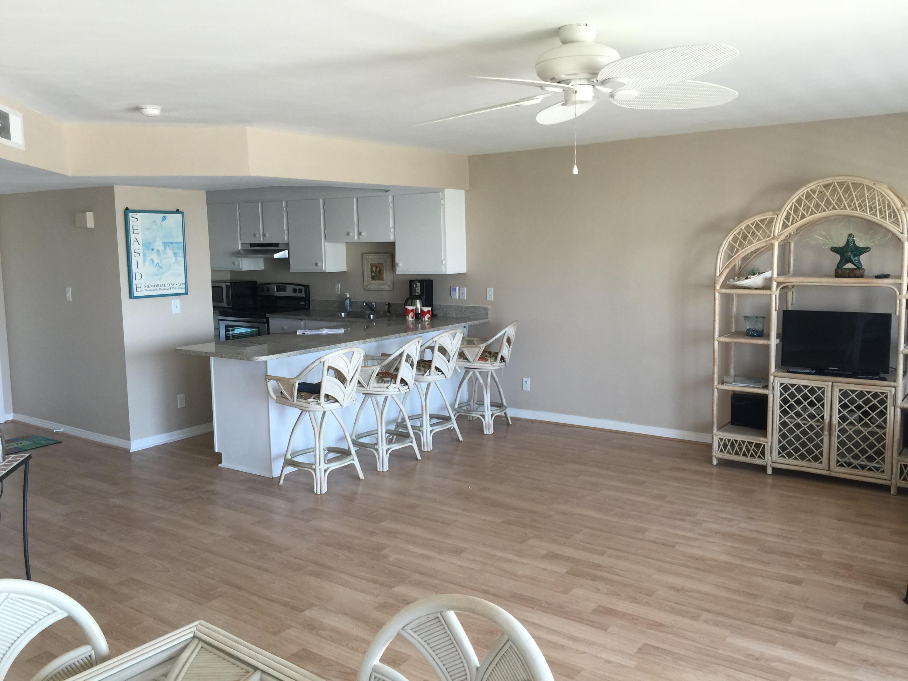 BEACHFRONT 2 PH 1 - Residential