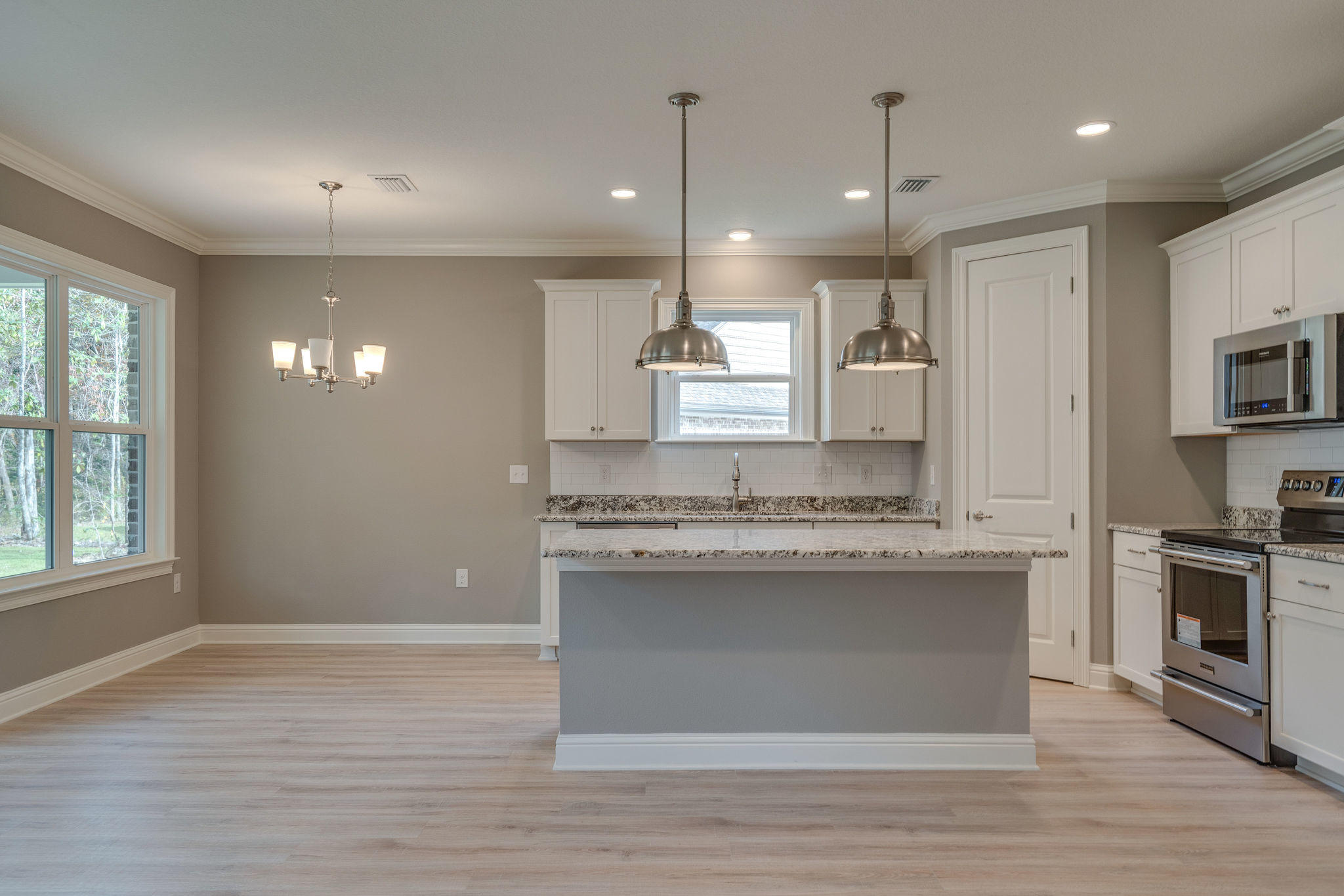 HERITAGE MANOR - Residential