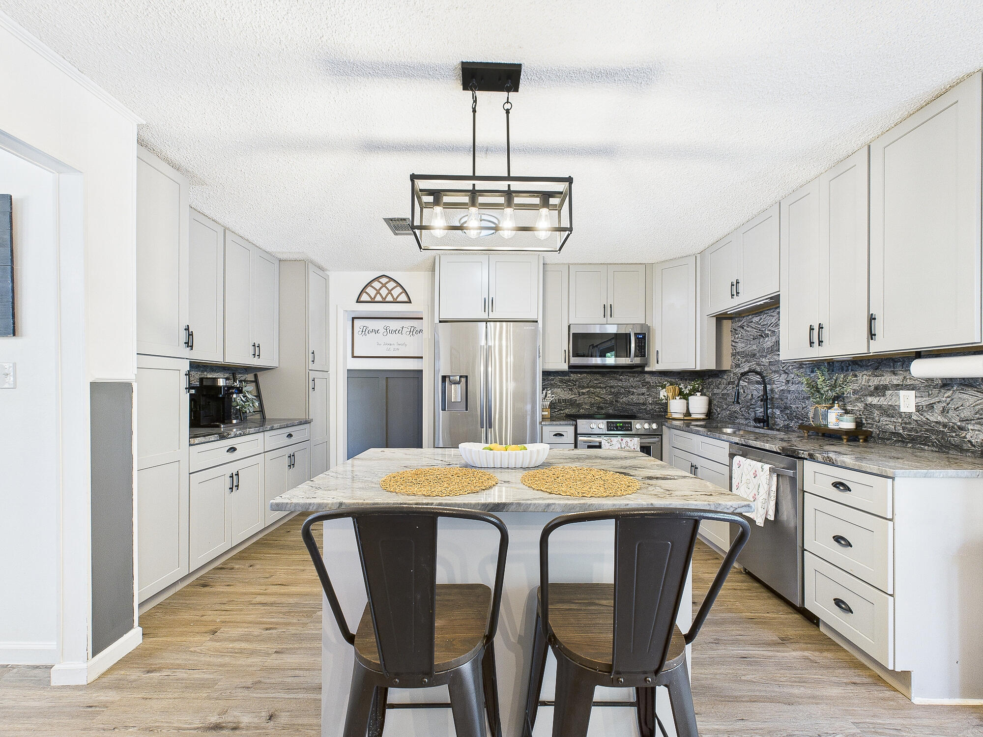 MAGNOLIA SHORES S/D - Residential