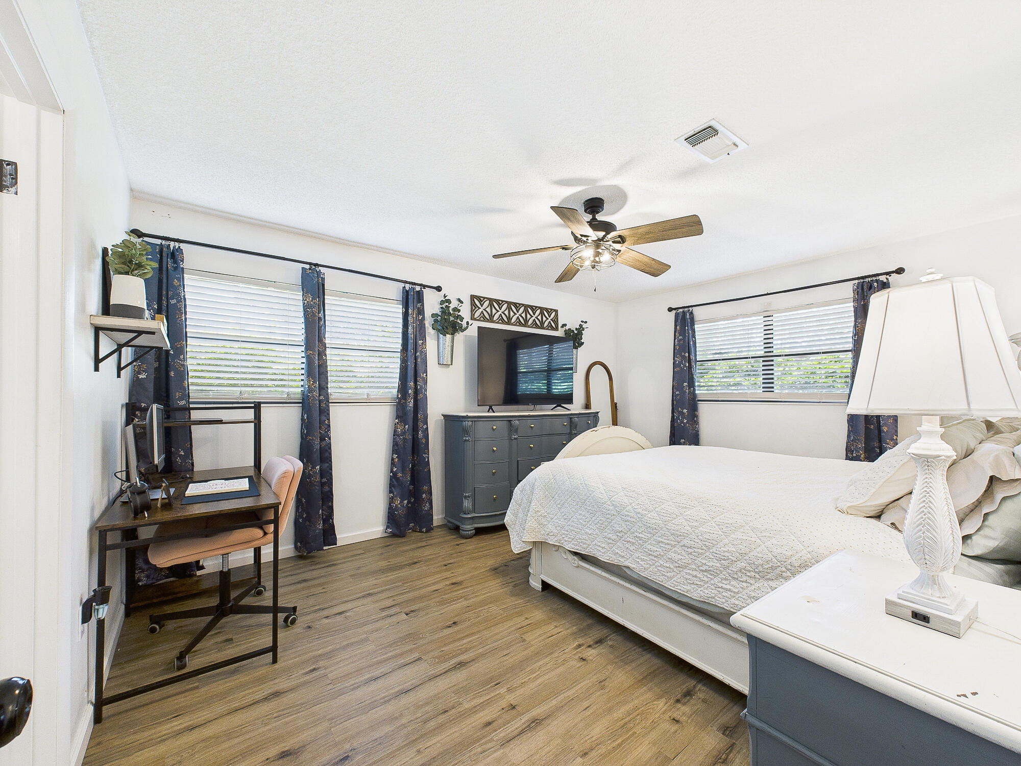 MAGNOLIA SHORES S/D - Residential