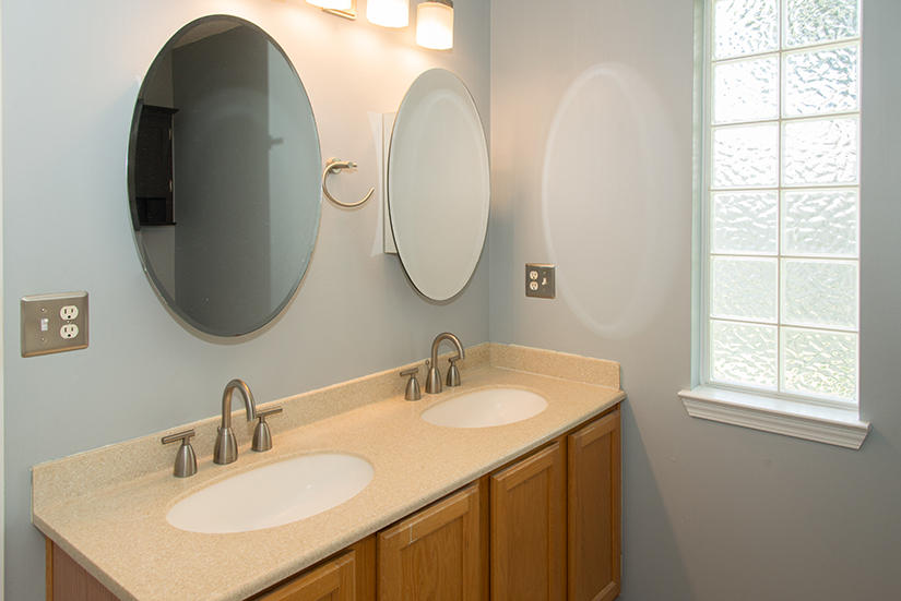 HUNTERS RUN S/D - Residential