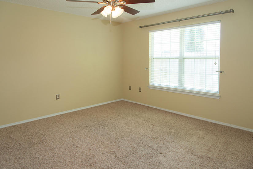 HUNTERS RUN S/D - Residential