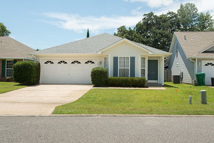 Established neighborhood in a great location in mid town. Close to everything including both Eglin AFB and Hurlburt Field. Large living room with light oak laminate flooring.Stainless steel appliances with breakfast bar. Comfy living room with fireplace. Move in ready! (Washer/Dryer are ''As Is''. Privacy fenced back yard. Lawn pump and sprinkler system on well. New roof in 2017.
