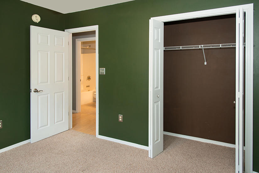 HUNTERS RUN S/D - Residential