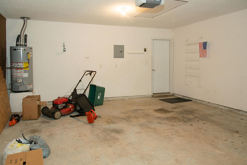 HUNTERS RUN S/D - Residential