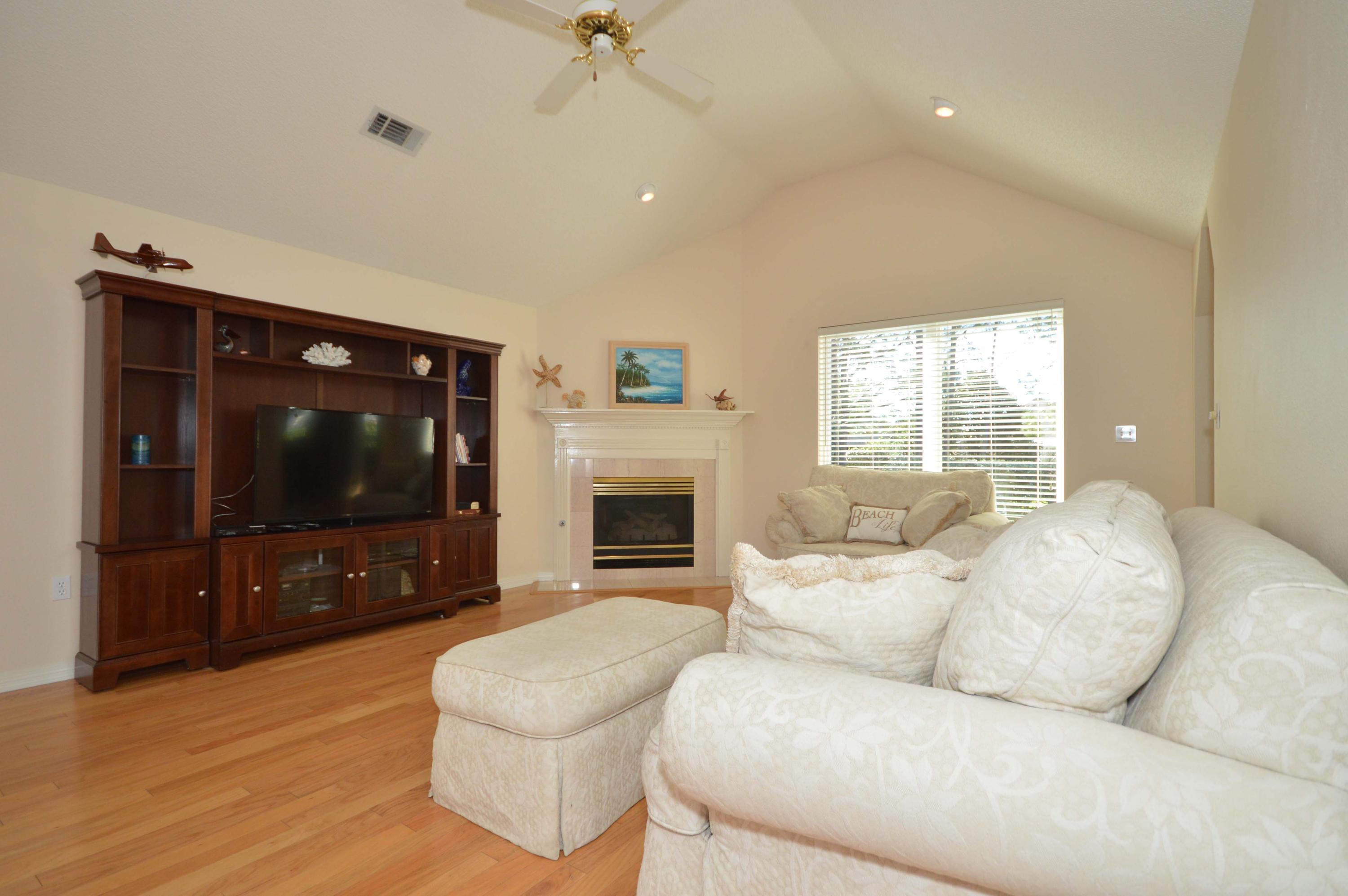 TIGER POINT EAST - Residential